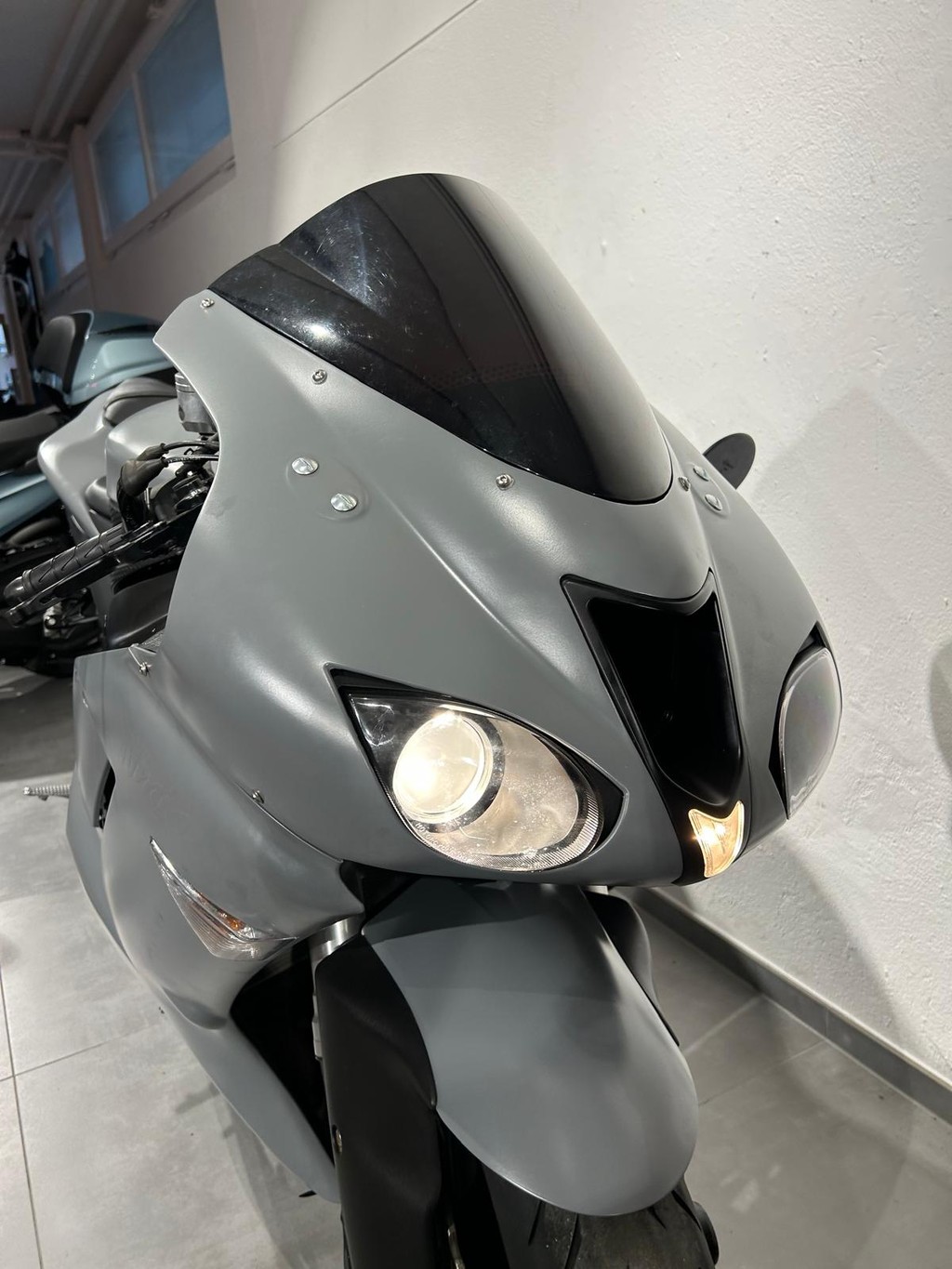 KAWASAKI Ninja ZX-6R-showroom-element-1
