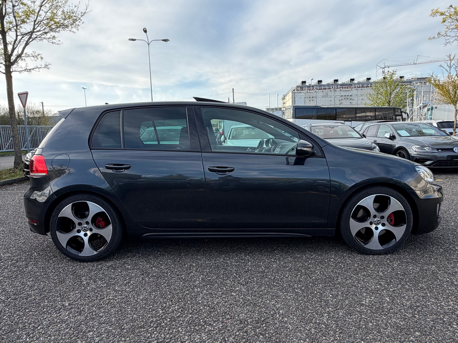 VW Golf 2.0 TSI GTI DSG-image-3