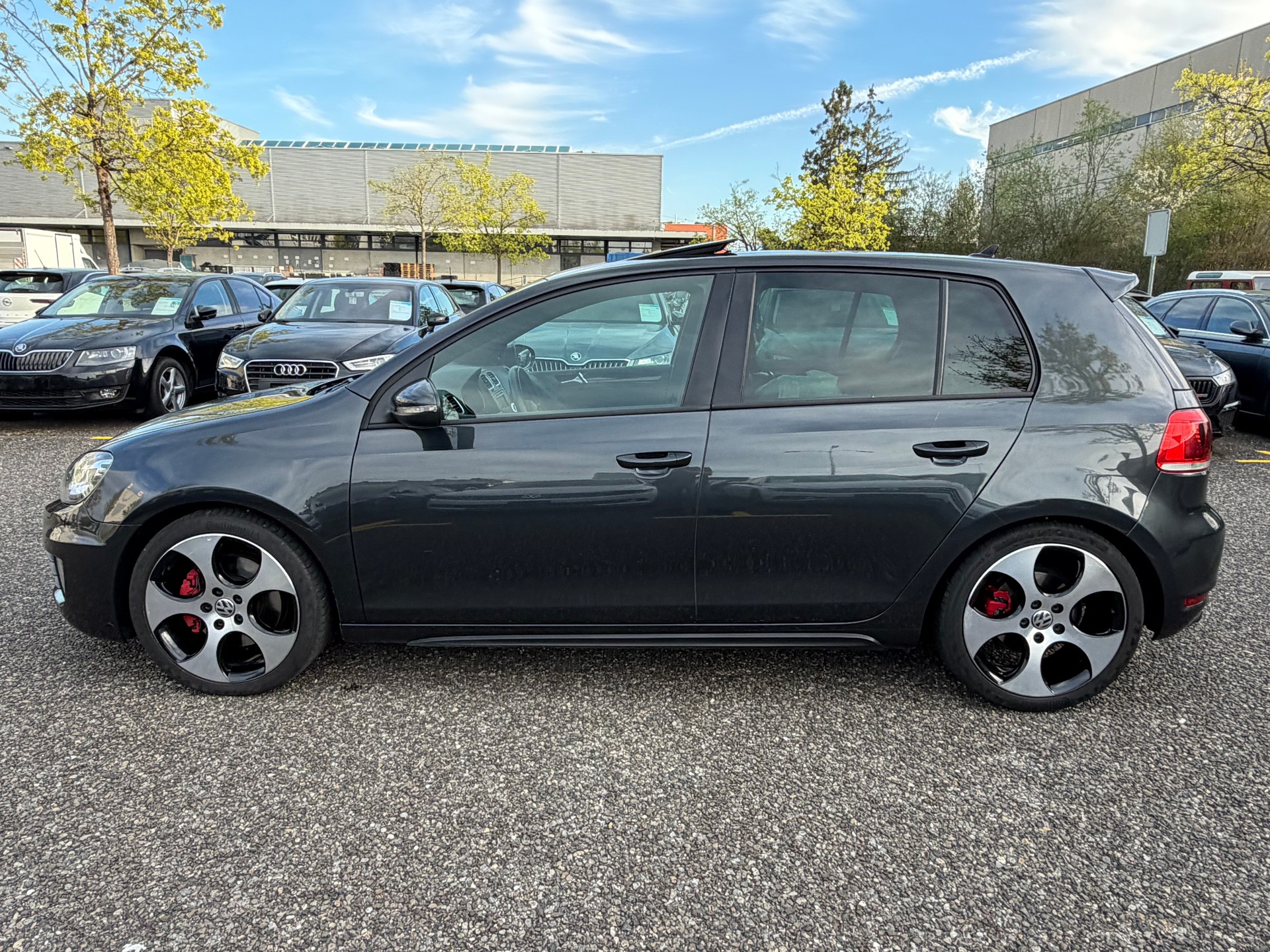 VW Golf 2.0 TSI GTI DSG-image-7