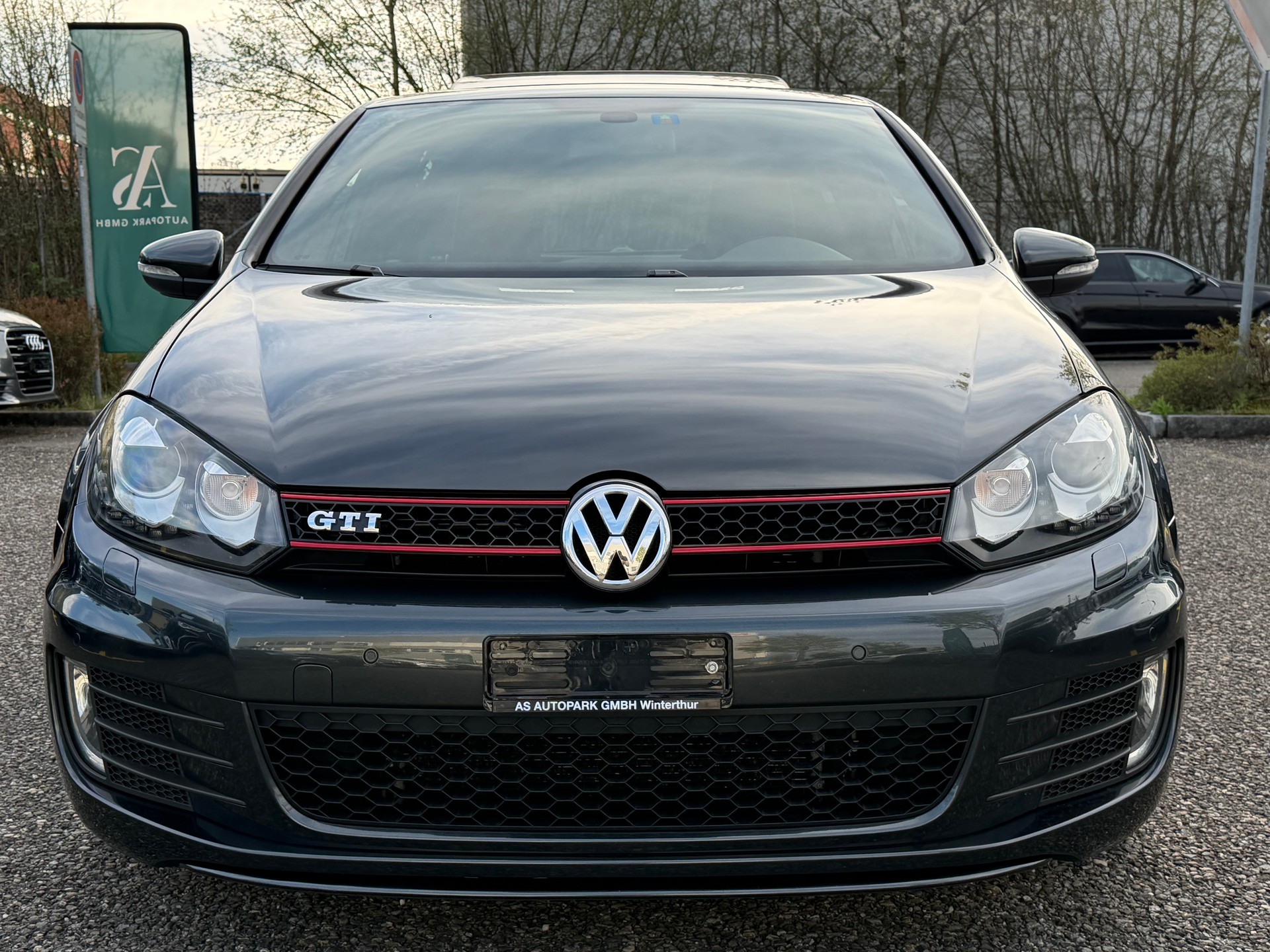 VW Golf 2.0 TSI GTI DSG-image-1