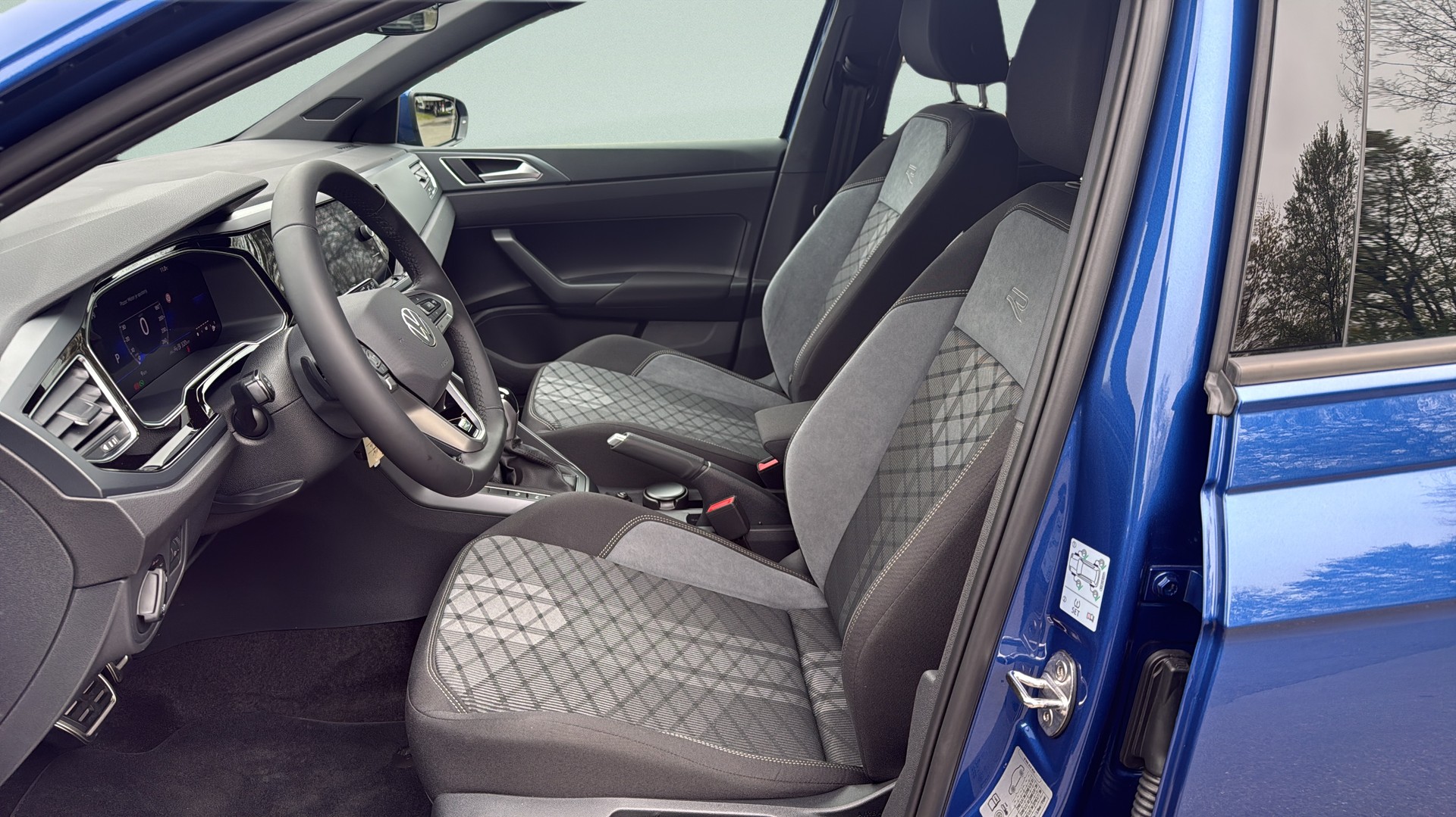 VW Polo 1.0 TSI R-Line DSG-image-10