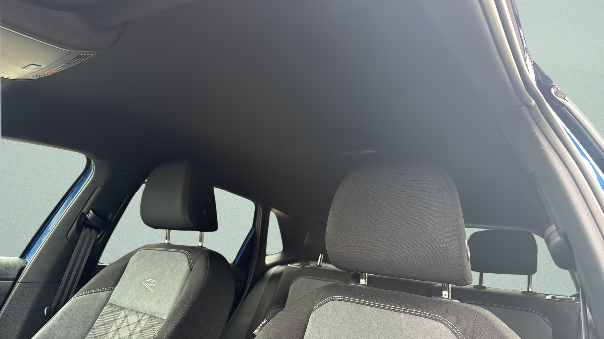 VW Polo 1.0 TSI R-Line DSG-image-11