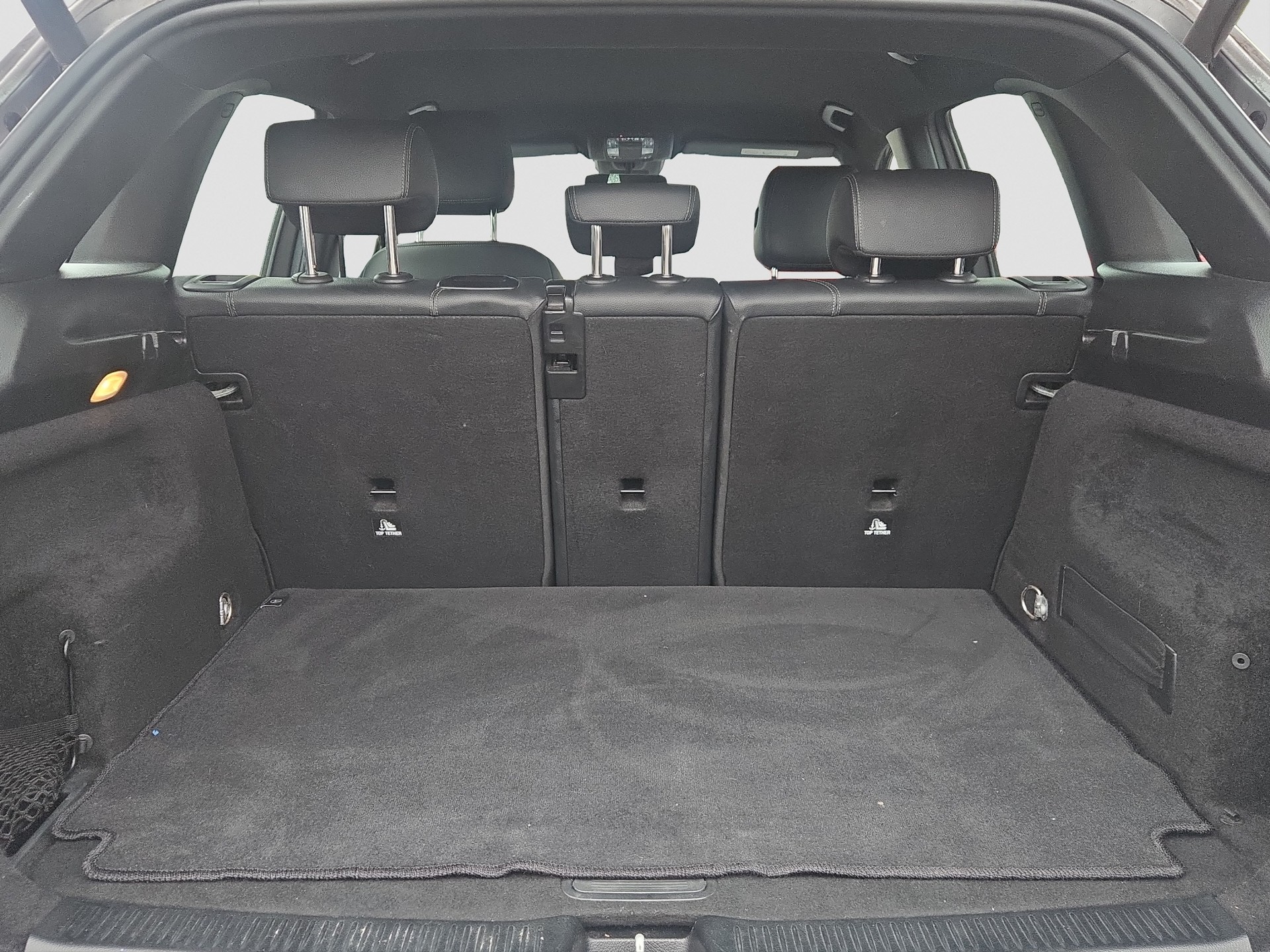 MERCEDES-BENZ B 220 d 4Matic AMG Line 8G-DCT-image-11