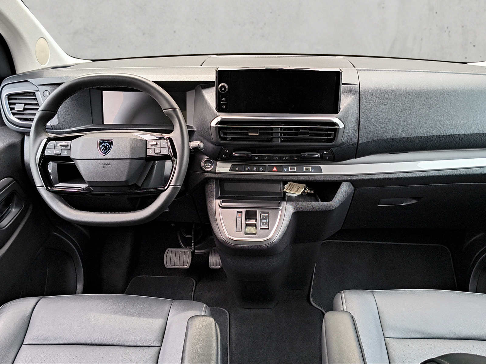 PEUGEOT Traveller Standard 2.0 BlueHDi 180 Business VIP S/S-image-13