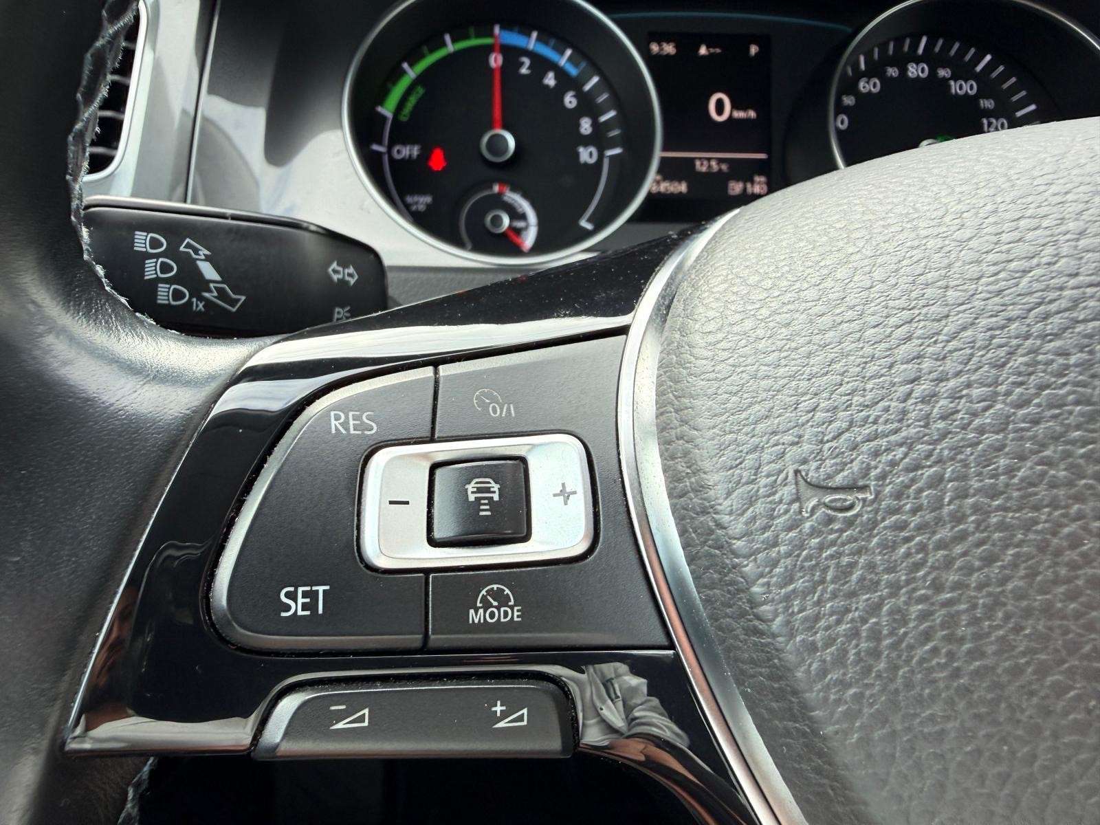 VW e-Golf-image-16