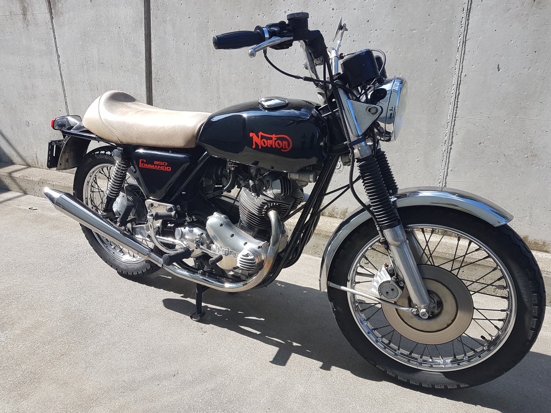 NORTON Commando 850-image-8