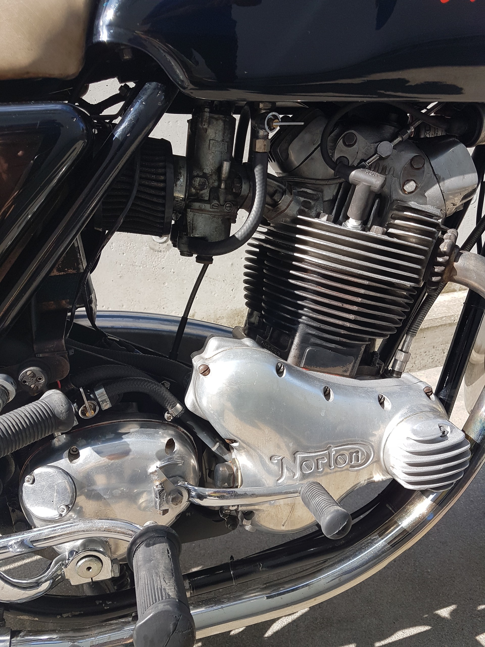 NORTON Commando 850-image-2
