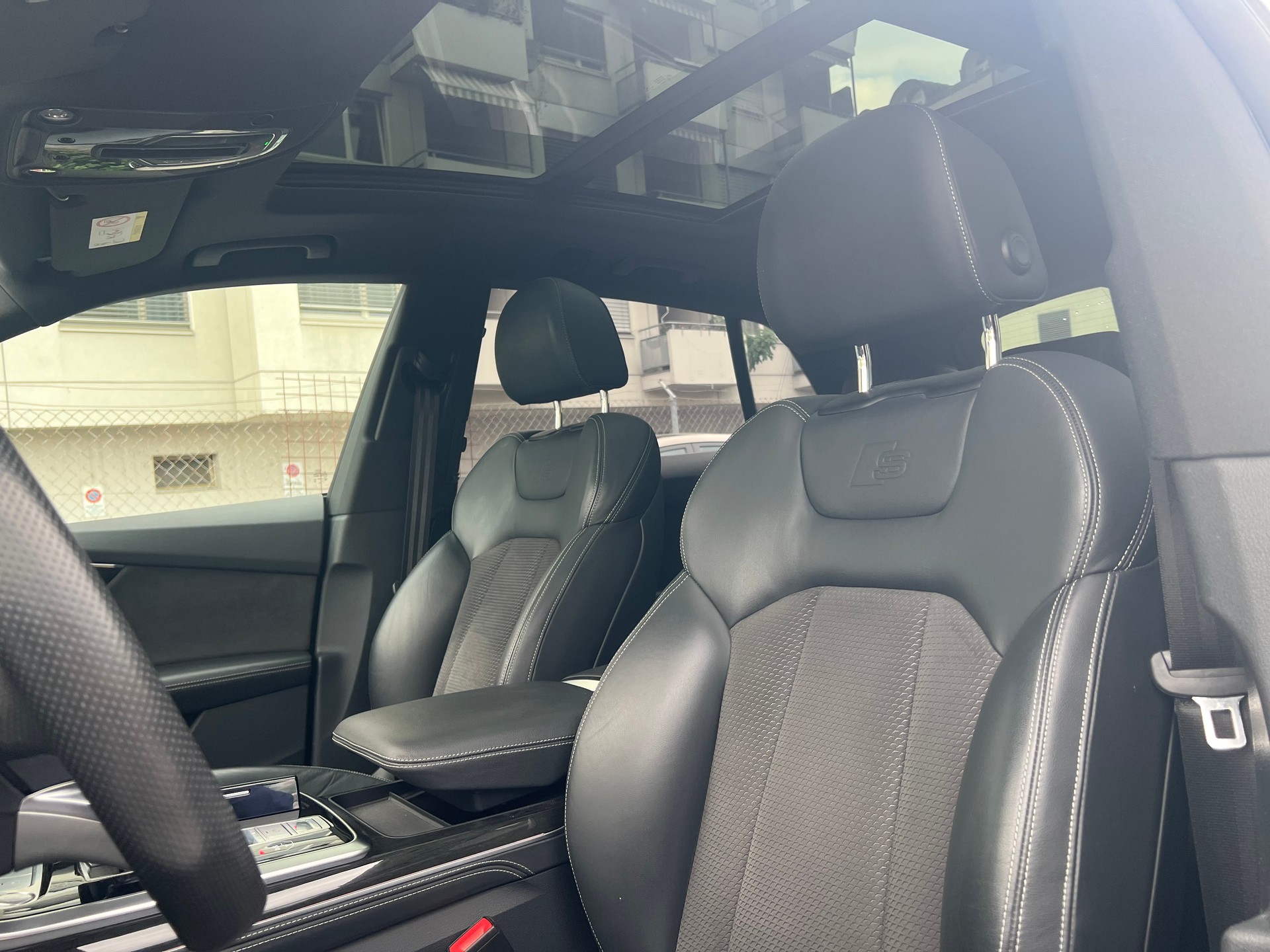 AUDI Q8 50 TDI quattro tiptronic-image-12