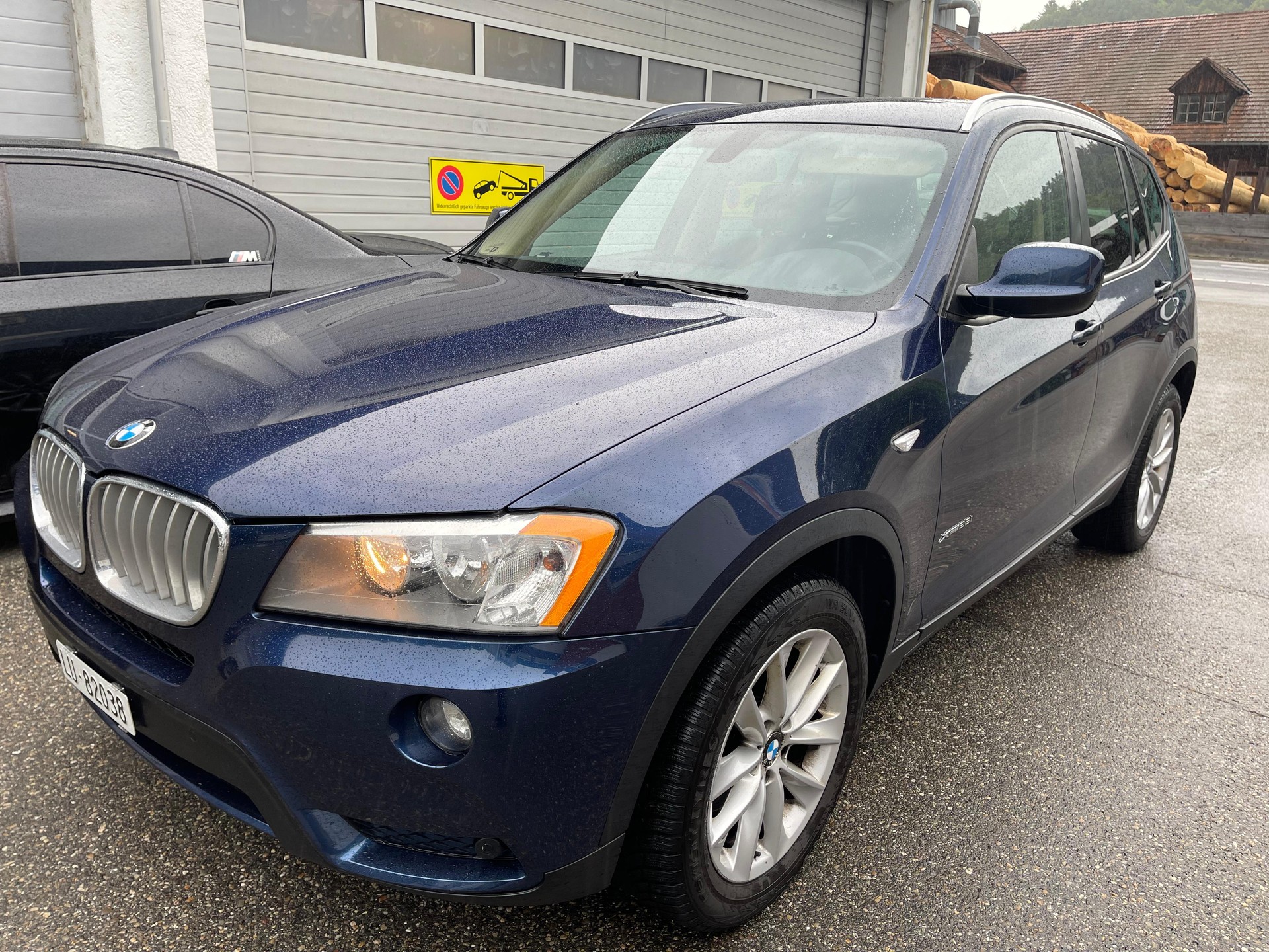 BMW X3 xDrive 28i Steptronic-image-0