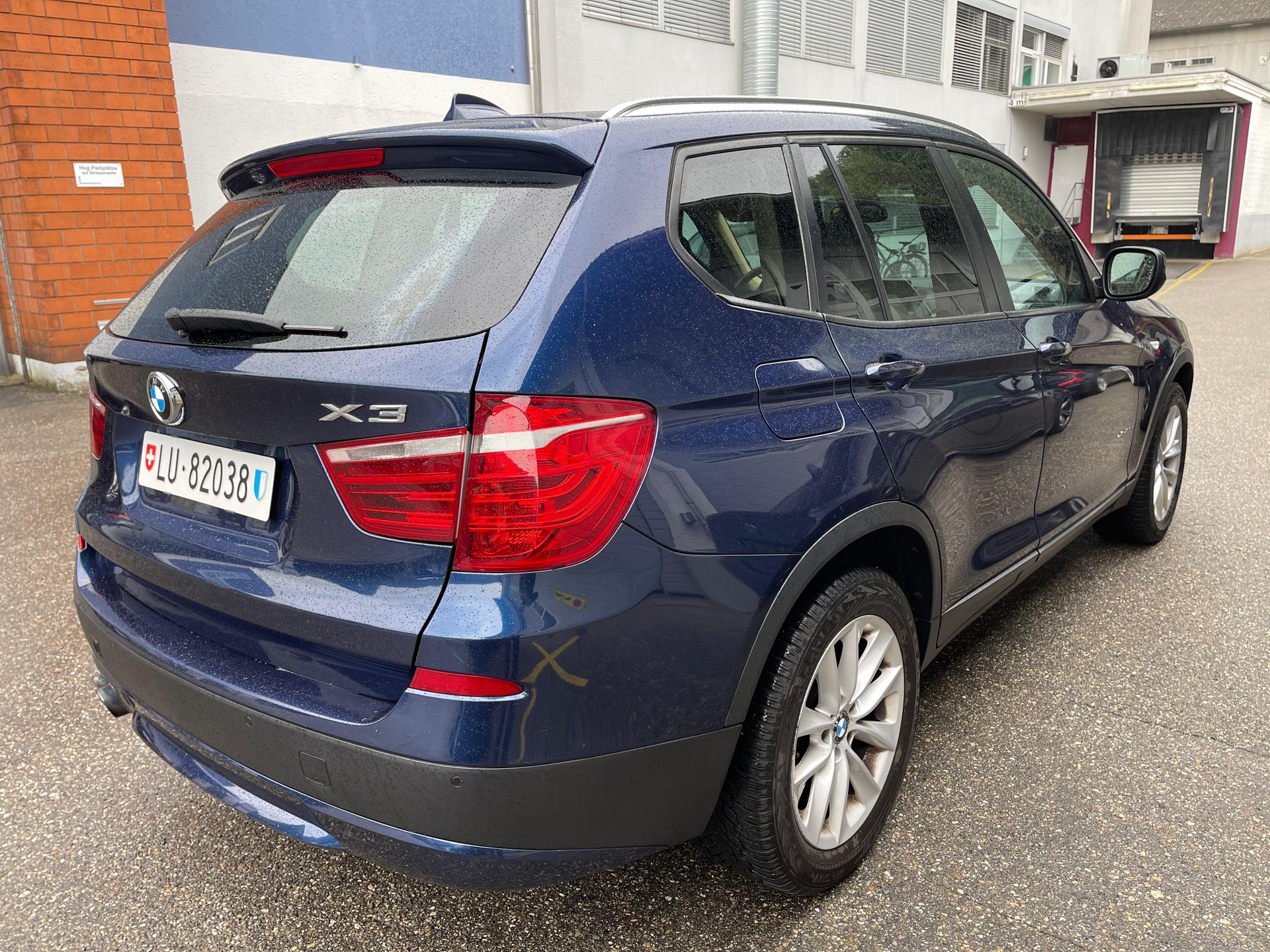 BMW X3 xDrive 28i Steptronic-image-2