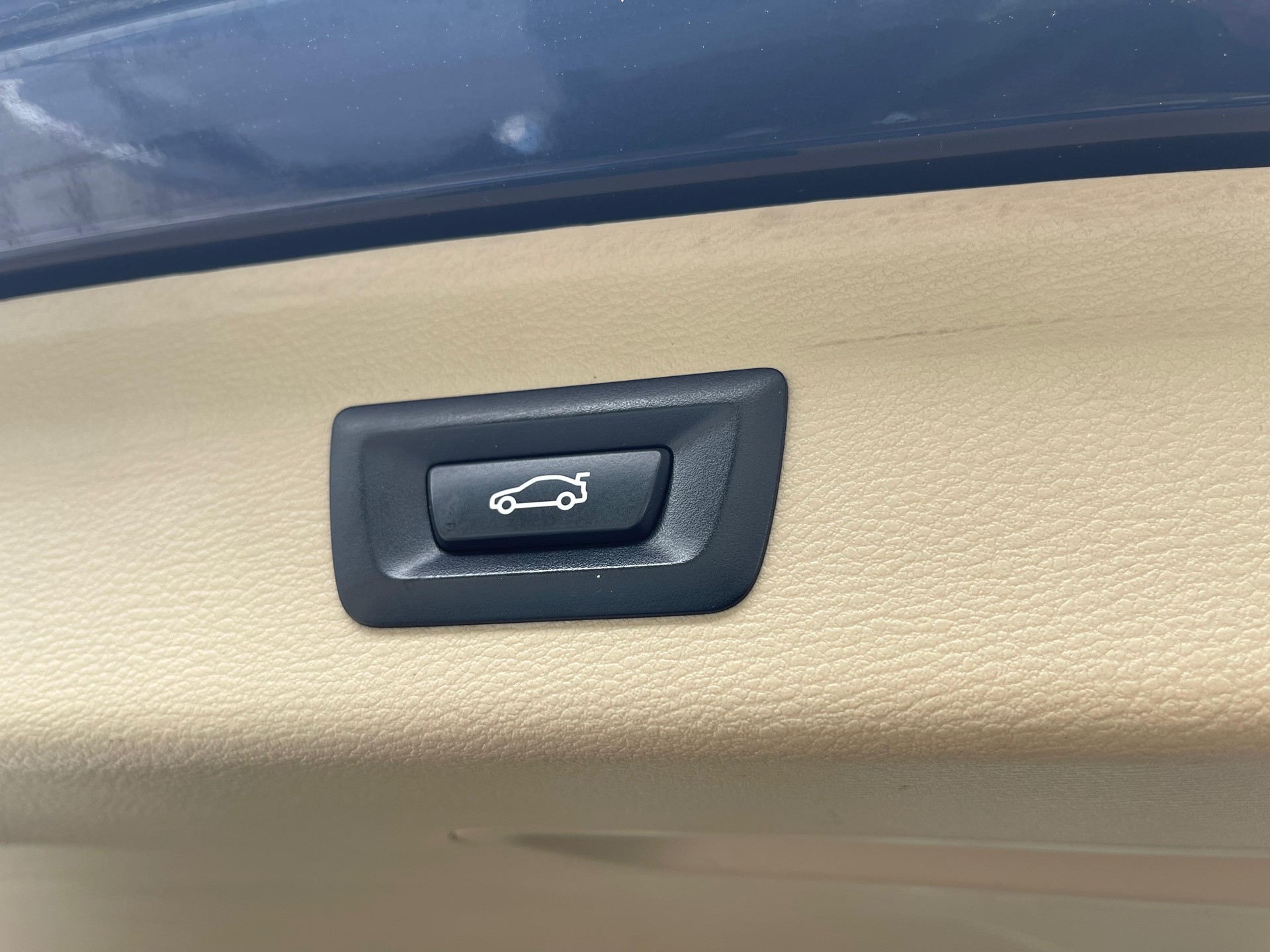 BMW X3 xDrive 28i Steptronic-image-10