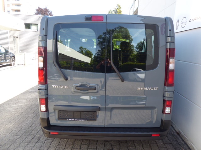 RENAULT Trafic Blue dCi 150 Passenger Business EDC-image-3