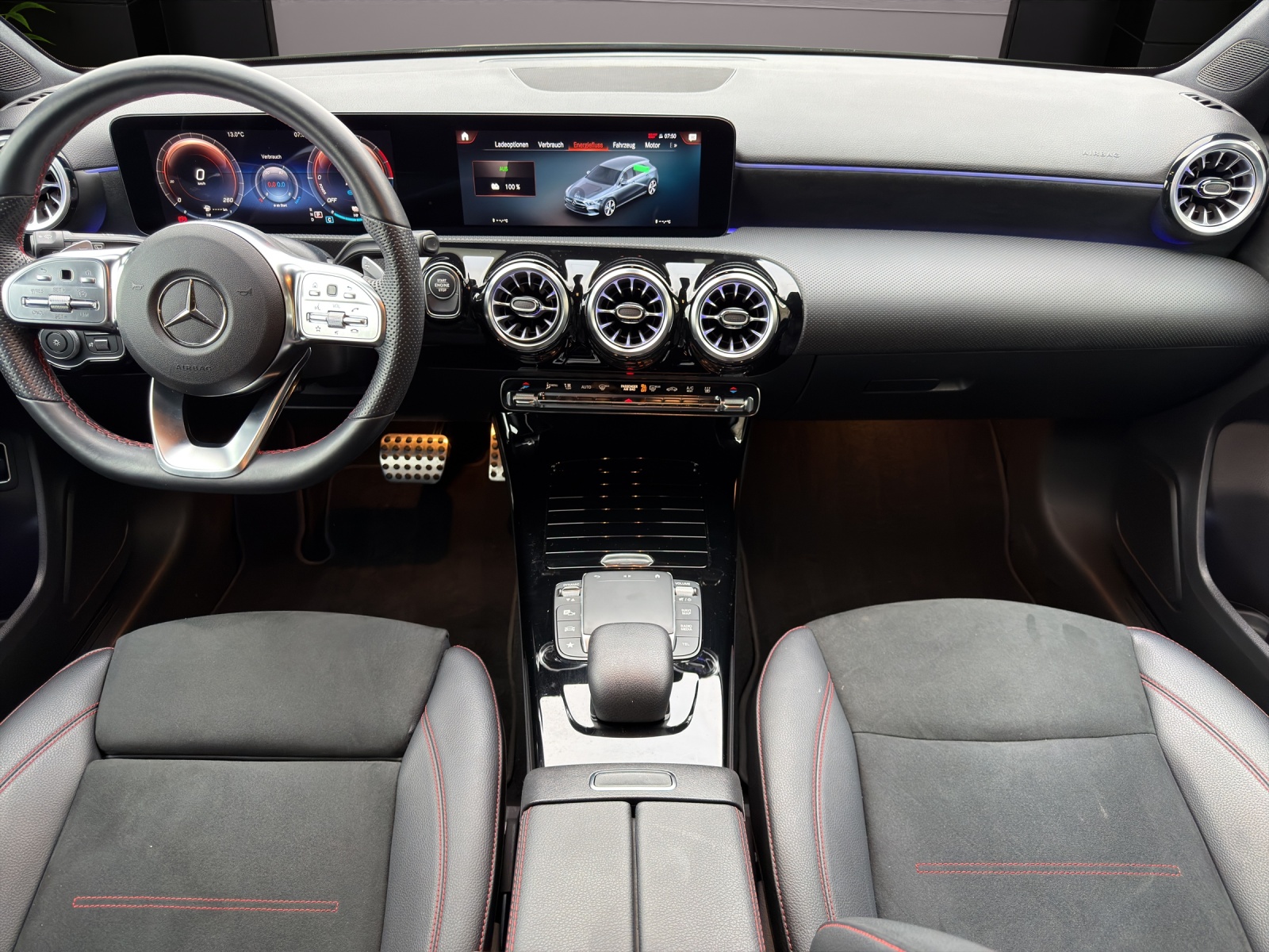 Image MERCEDES-BENZ A-250 A 250e AMG Line 8G-DCT