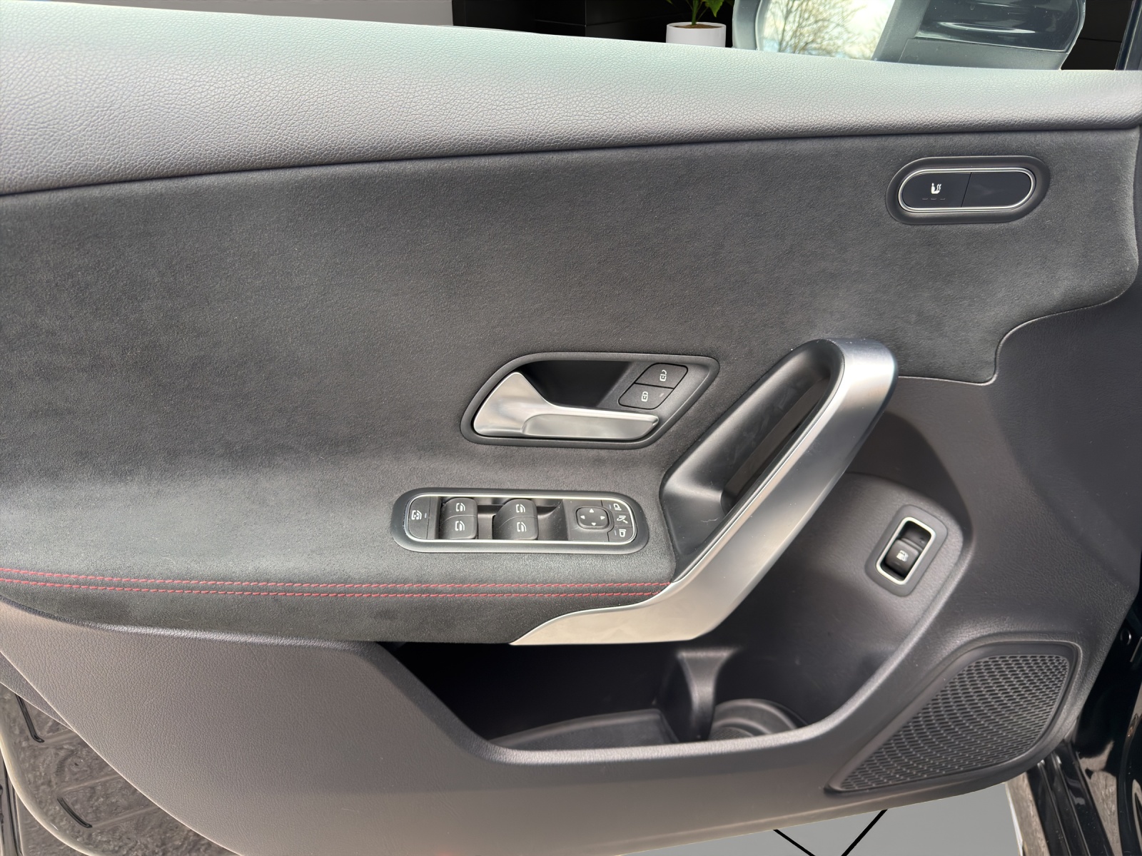 Image MERCEDES-BENZ A-250 A 250e AMG Line 8G-DCT