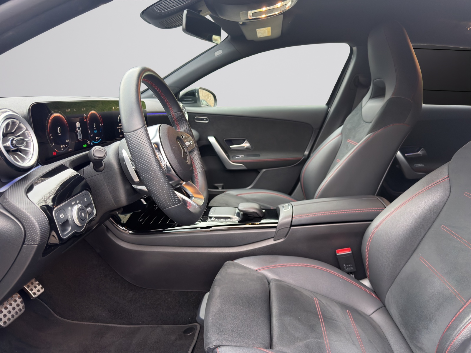 Image MERCEDES-BENZ A-250 A 250e AMG Line 8G-DCT