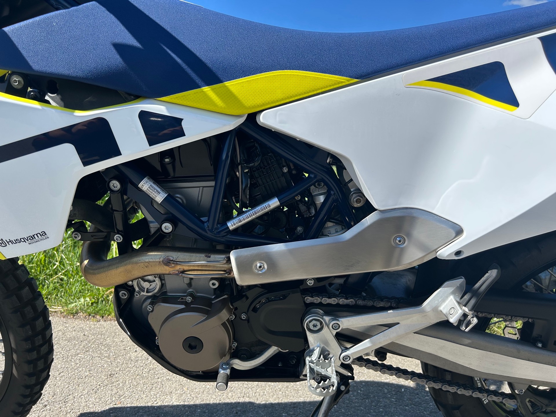 HUSQVARNA 701 Enduro-image-4