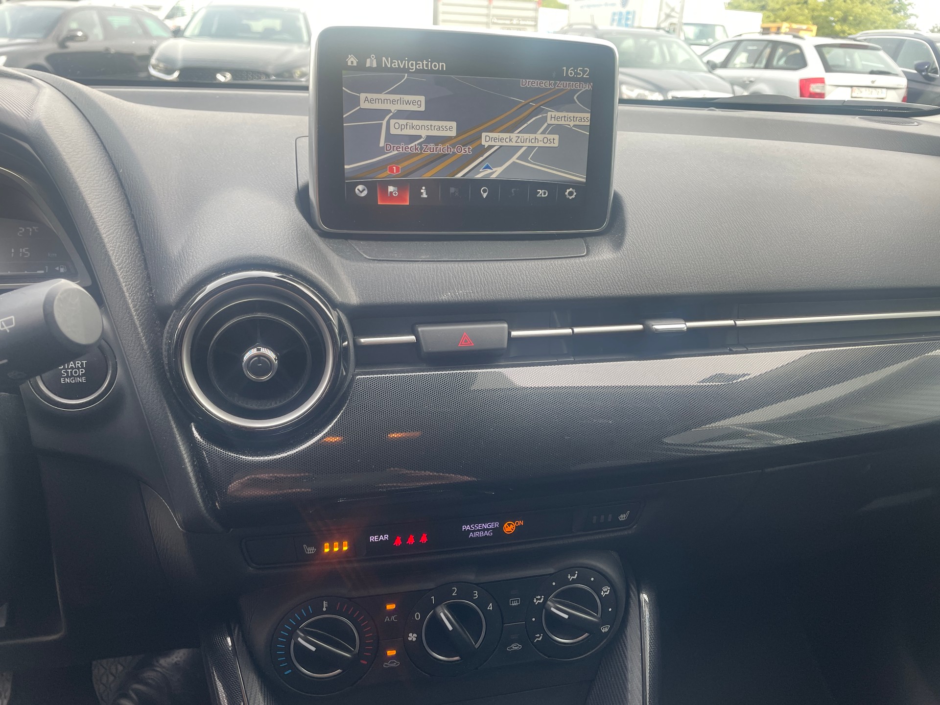 MAZDA 2 1.5i 16V Skyactiv-G Ambition Plus mit Anhängekupplung-image-10
