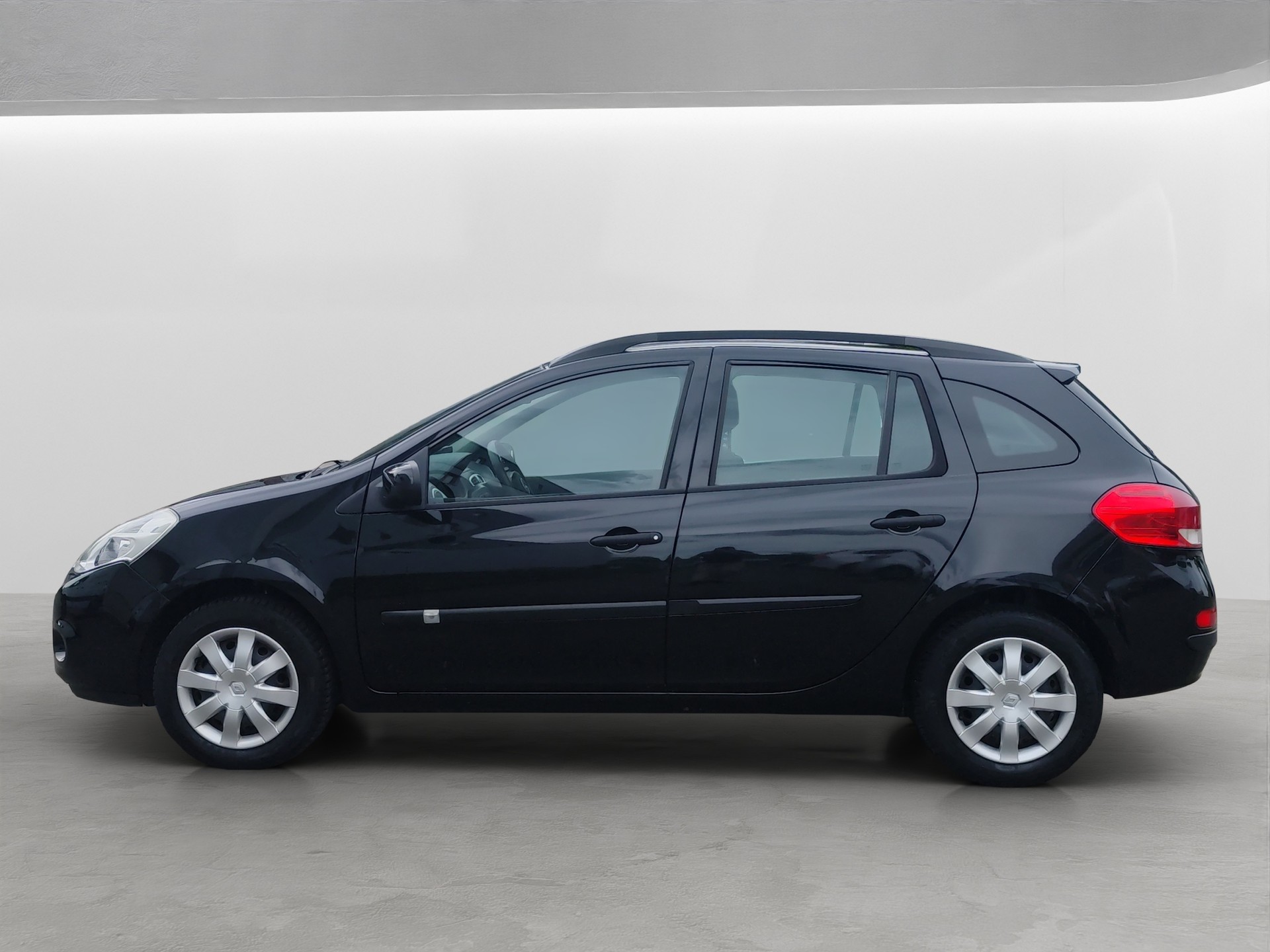 RENAULT Clio Grandtour 1.2 16V Turbo Night&Day-showroom-element-2