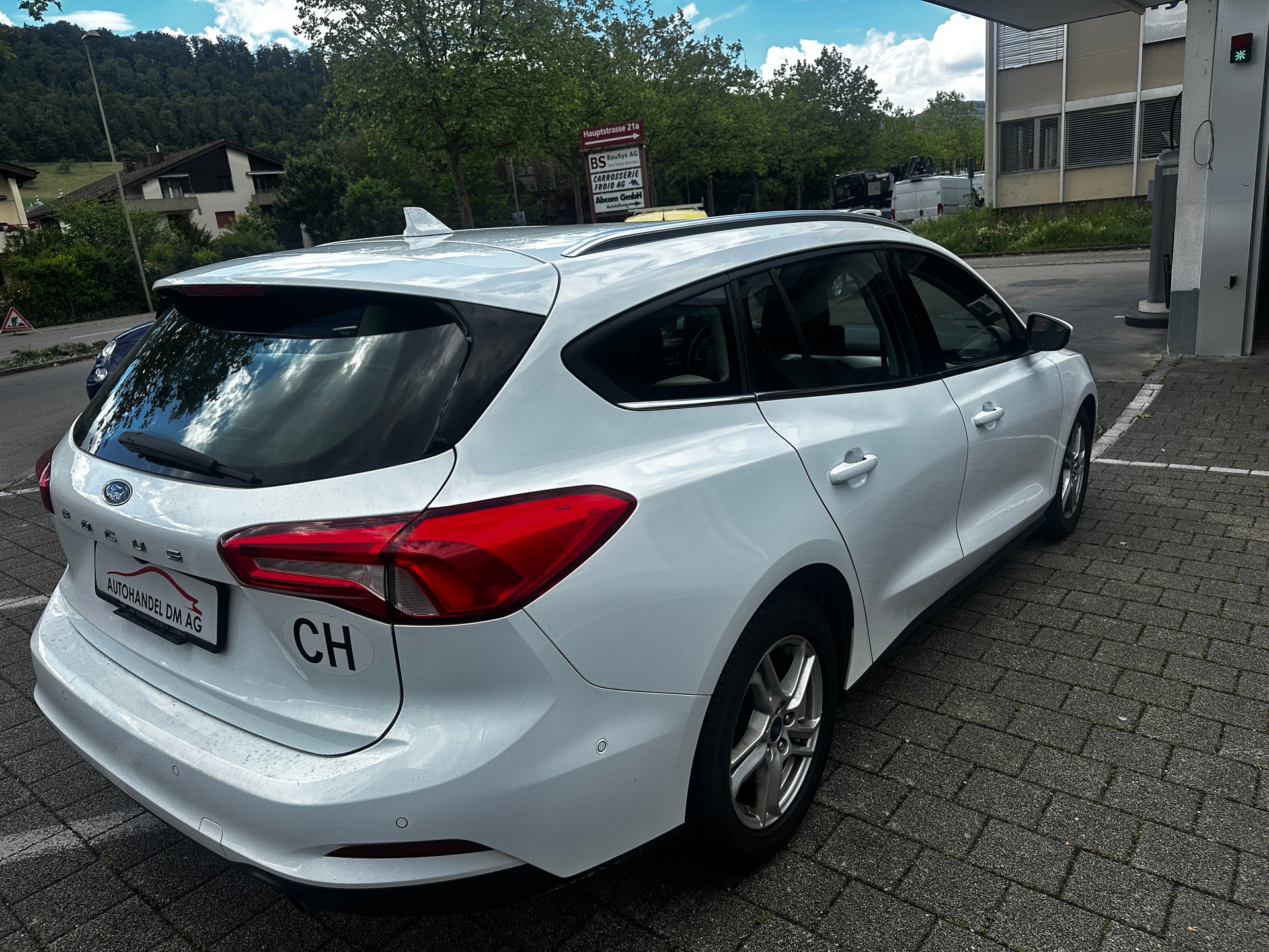 FORD Focus 1.5 TDCi Trend Automatic-image-5