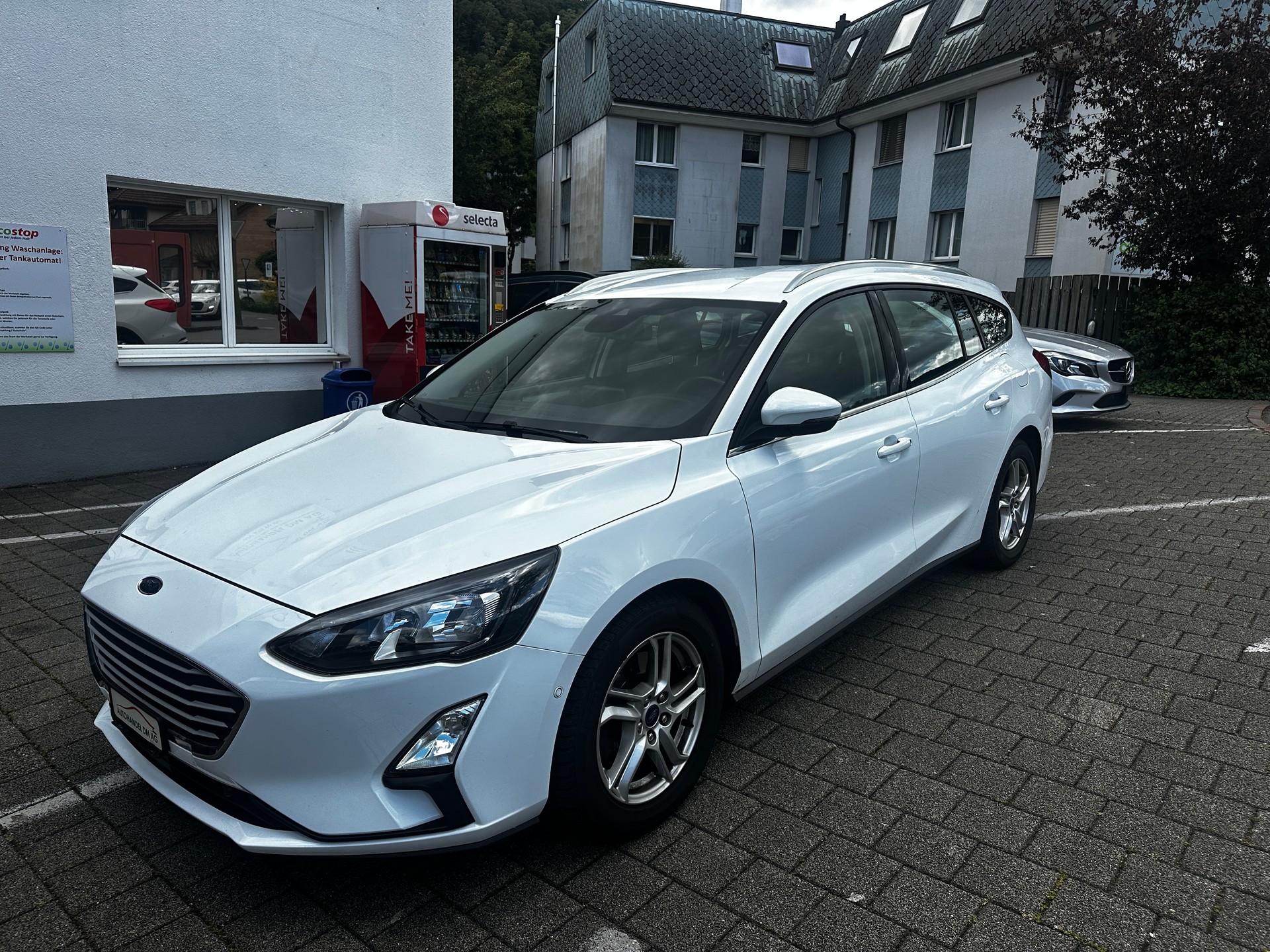FORD Focus 1.5 TDCi Trend Automatic-showroom-element-1