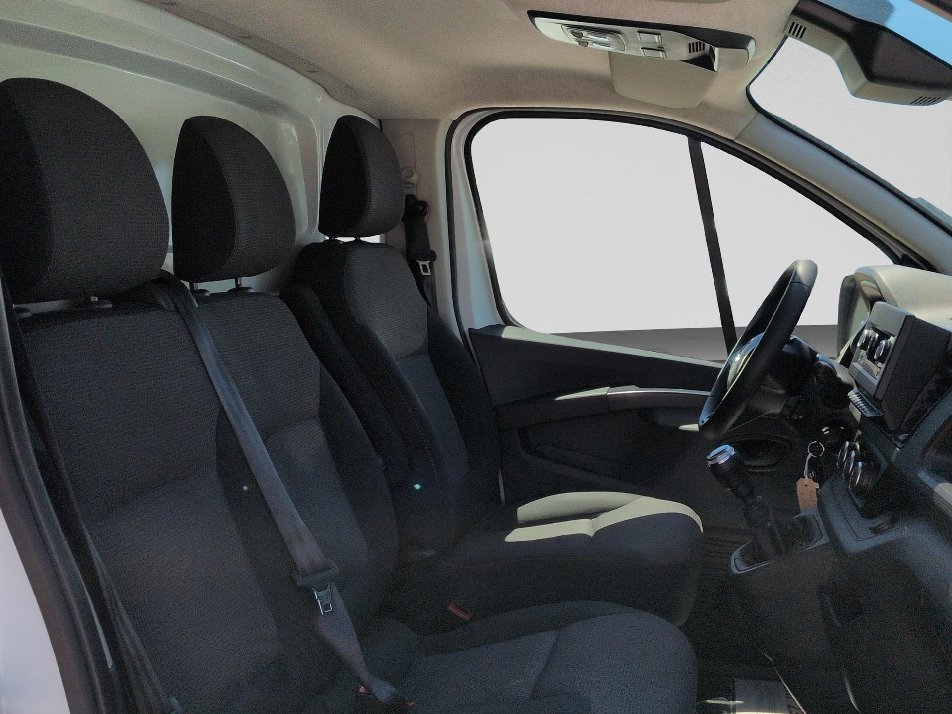 RENAULT Trafic 2.0 Blue dCi 130 Advance L2H1 EN-image-14
