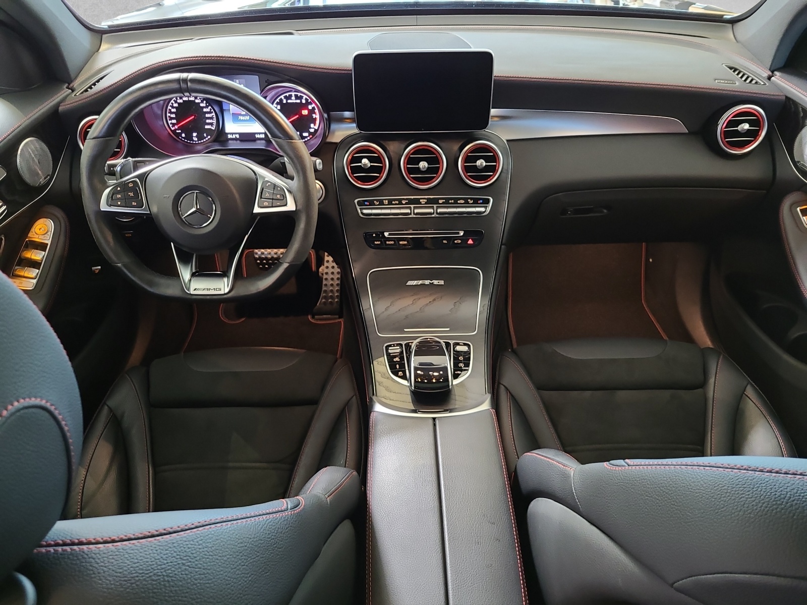MERCEDES-BENZ GLC 43 AMG 4Matic 9G-Tronic-image-11