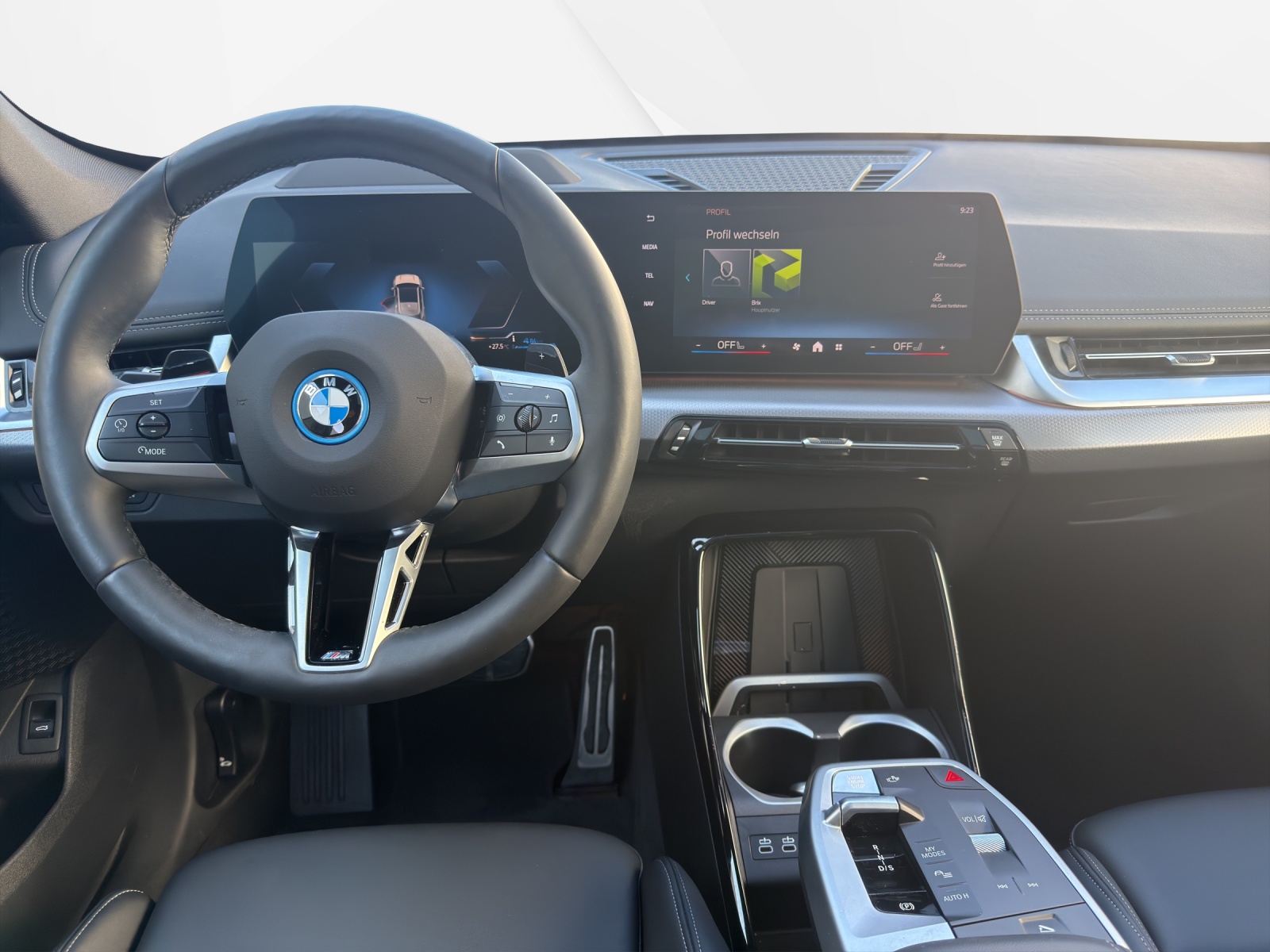 BMW X1 xDrive 30e M Sport-image-12