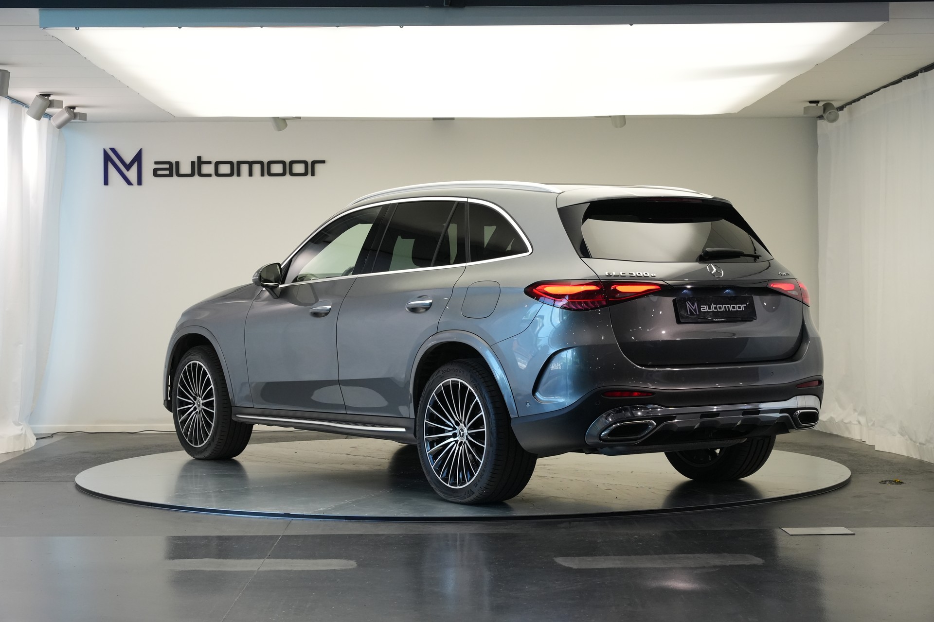 MERCEDES-BENZ GLC 300 e 4Matic 9G-Tronic *CH-Fahrzeug* *AHK*-image-6