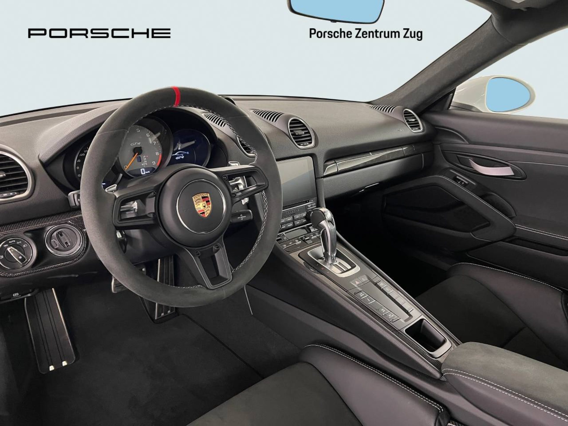 PORSCHE 718 Cayman GT4-image-3