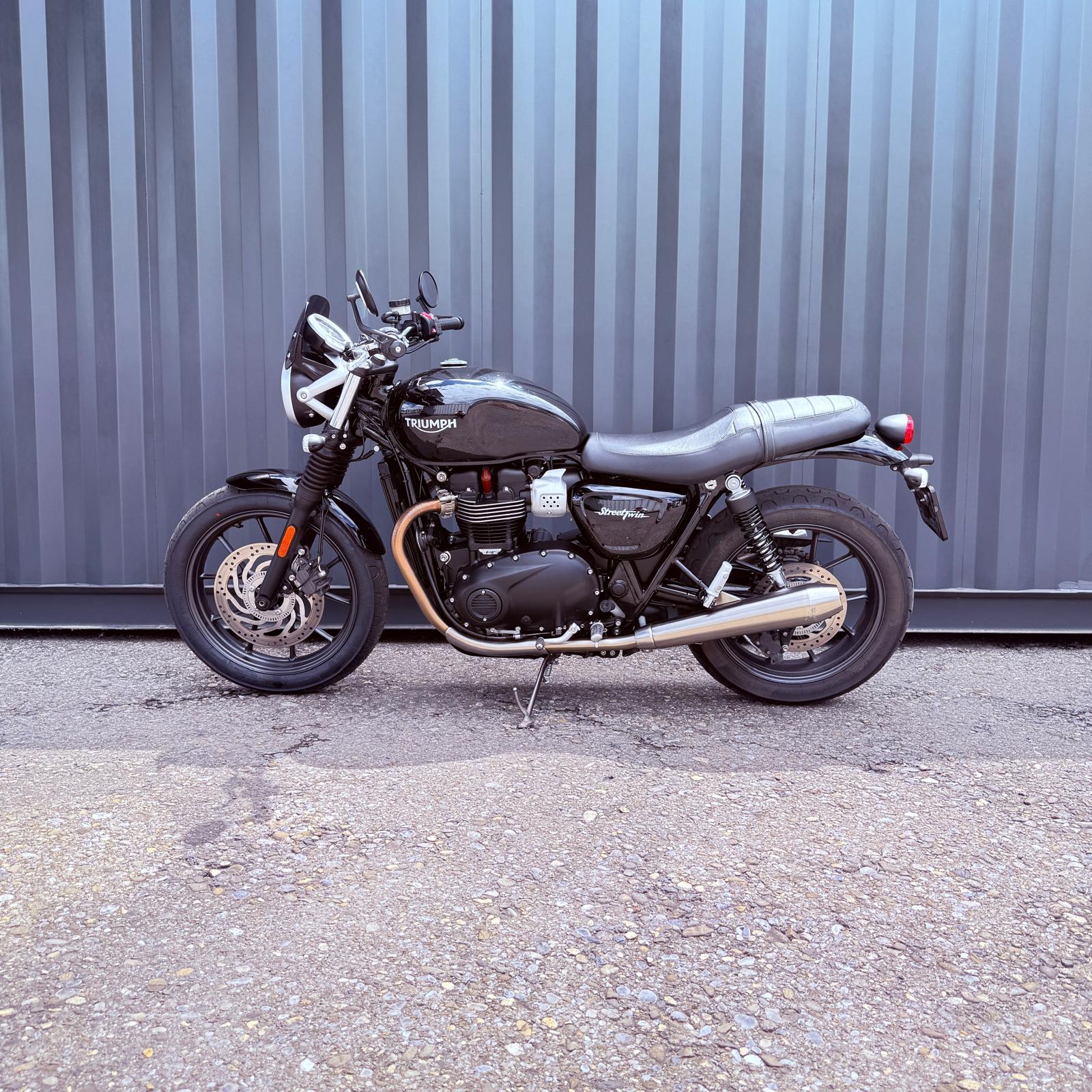 TRIUMPH Street Twin 900 i-showroom-element-3