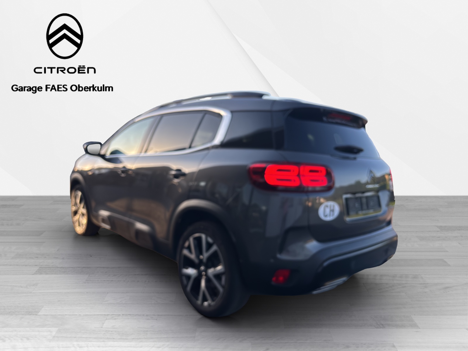CITROEN C5 Aircross 1.6 PureTech Shine-image-3