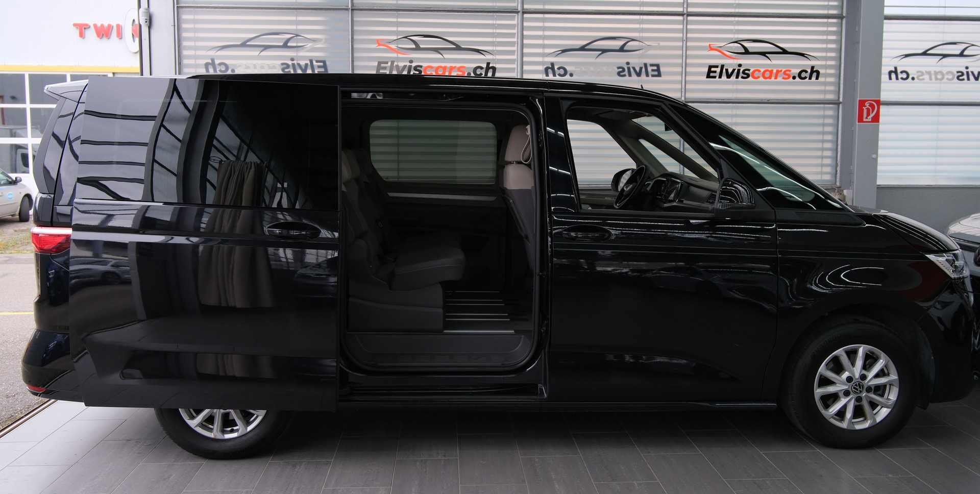 VW Multivan 2.0 TDI Life DSG Lang " 8 Sitze "-image-28