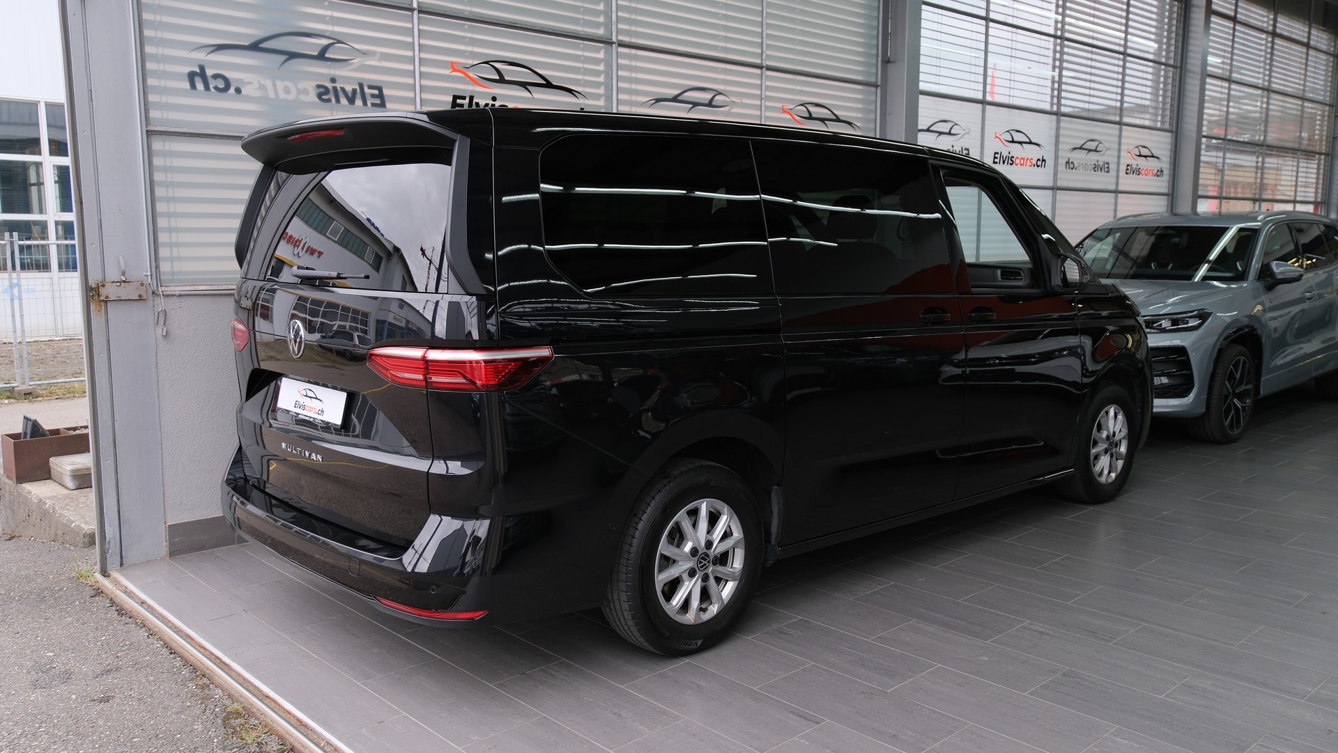 VW Multivan 2.0 TDI Life DSG Lang " 8 Sitze "-image-27