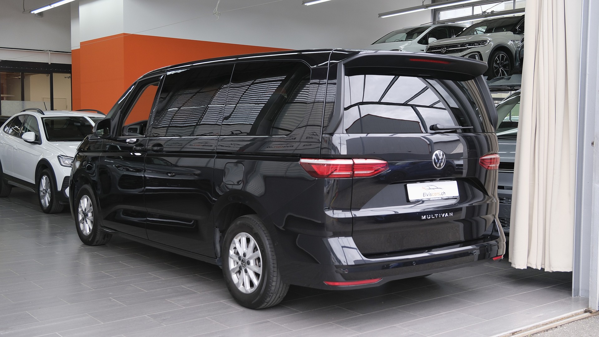 VW Multivan 2.0 TDI Life DSG Lang " 8 Sitze "-image-12