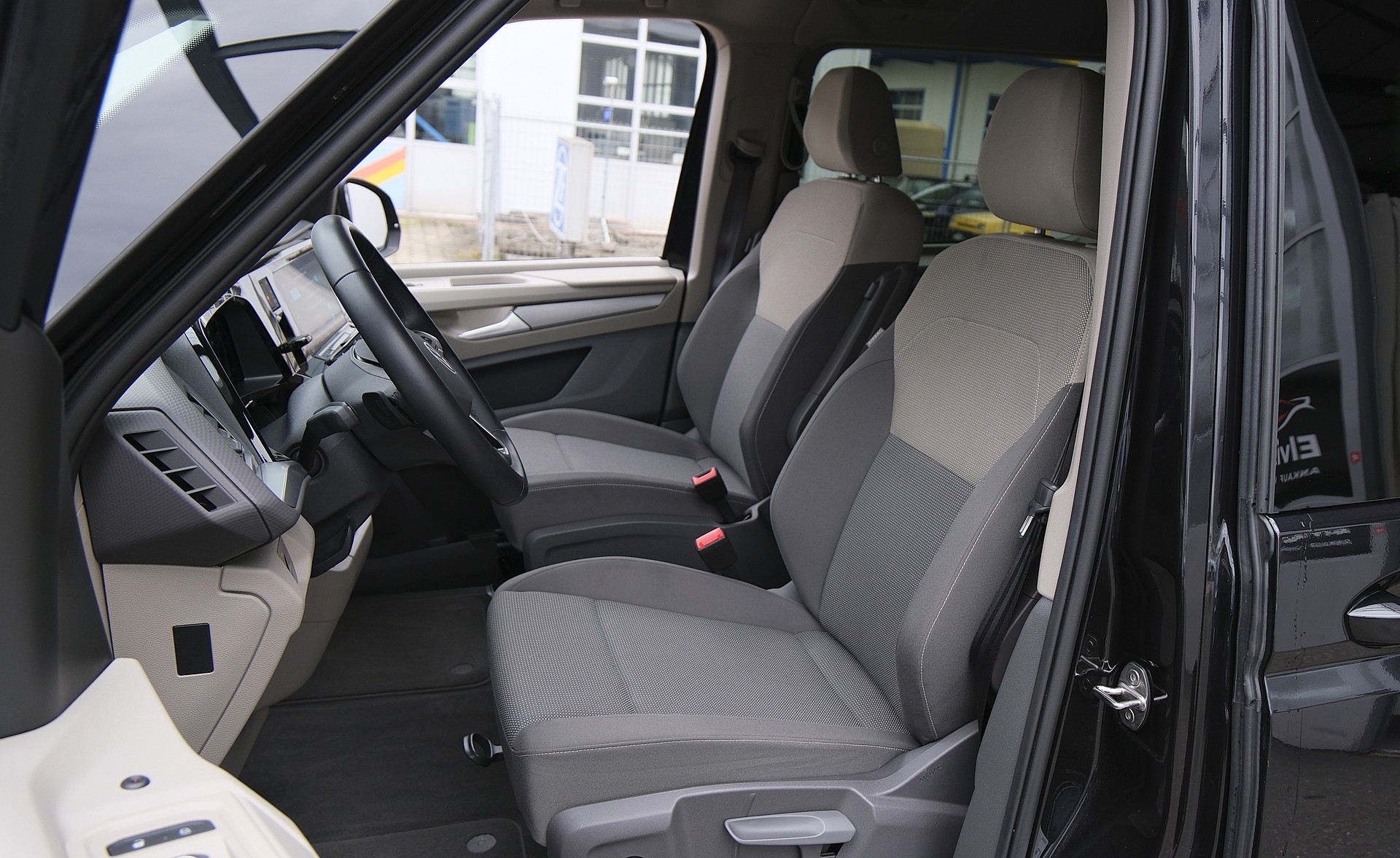 VW Multivan 2.0 TDI Life DSG Lang " 8 Sitze "-image-3