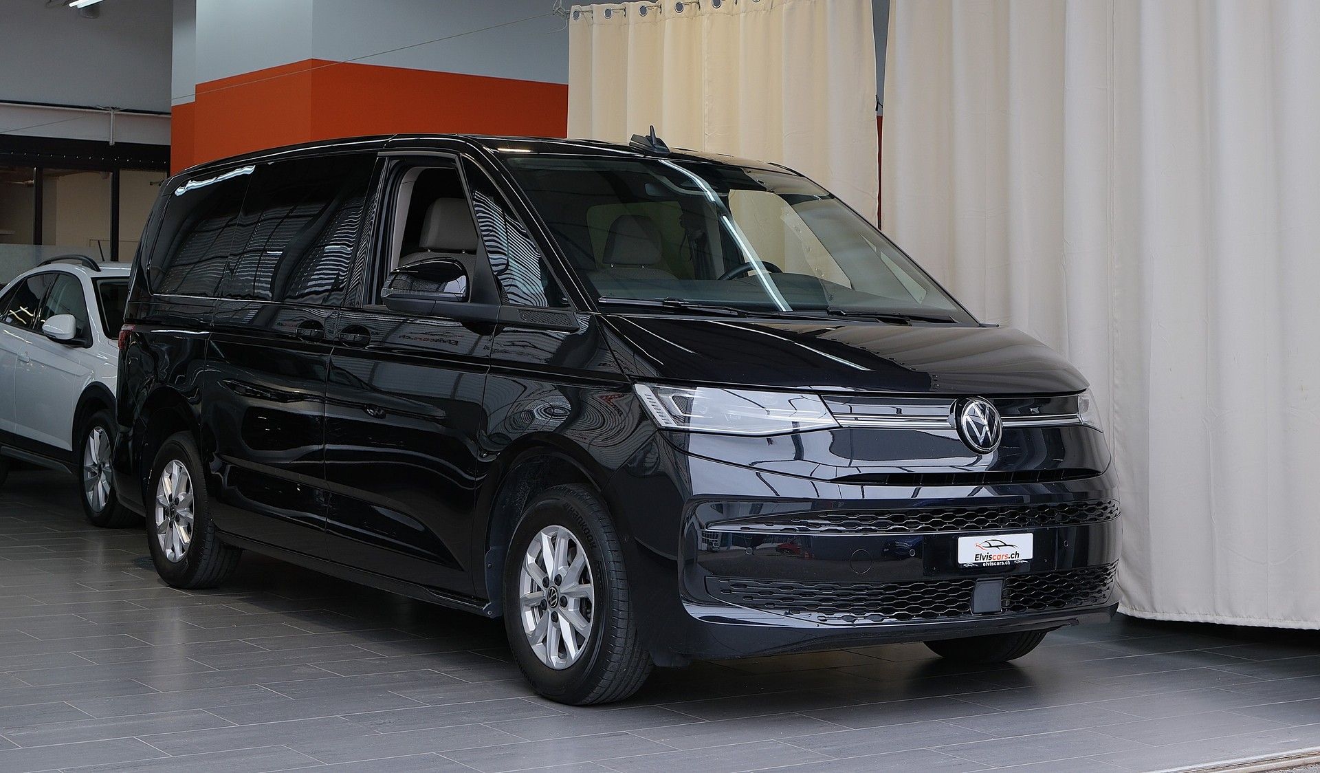 VW Multivan 2.0 TDI Life DSG Lang " 8 Sitze "-image-1