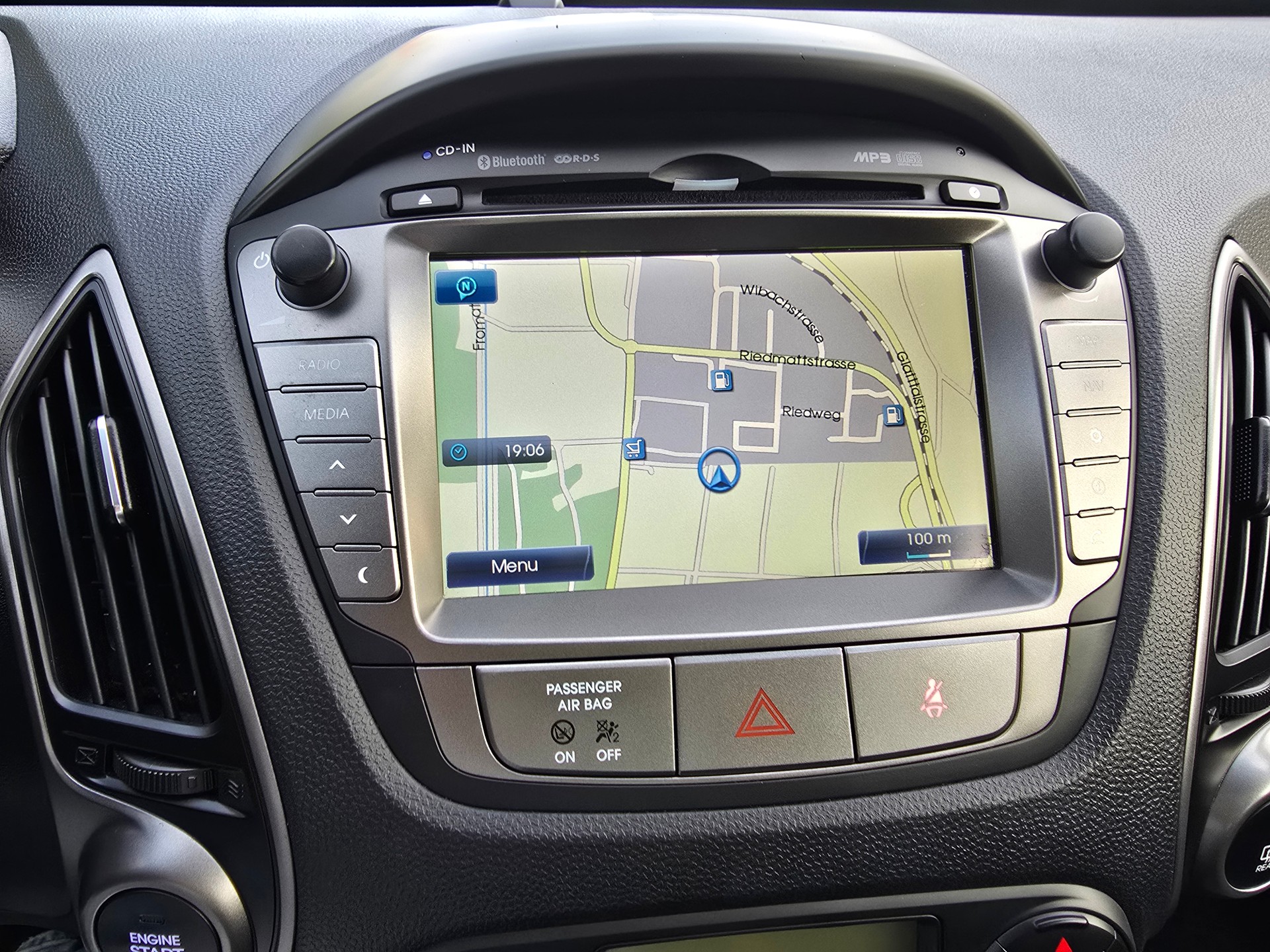 HYUNDAI iX 35 2.0 CRDi Premium 4WD Automatic-image-20