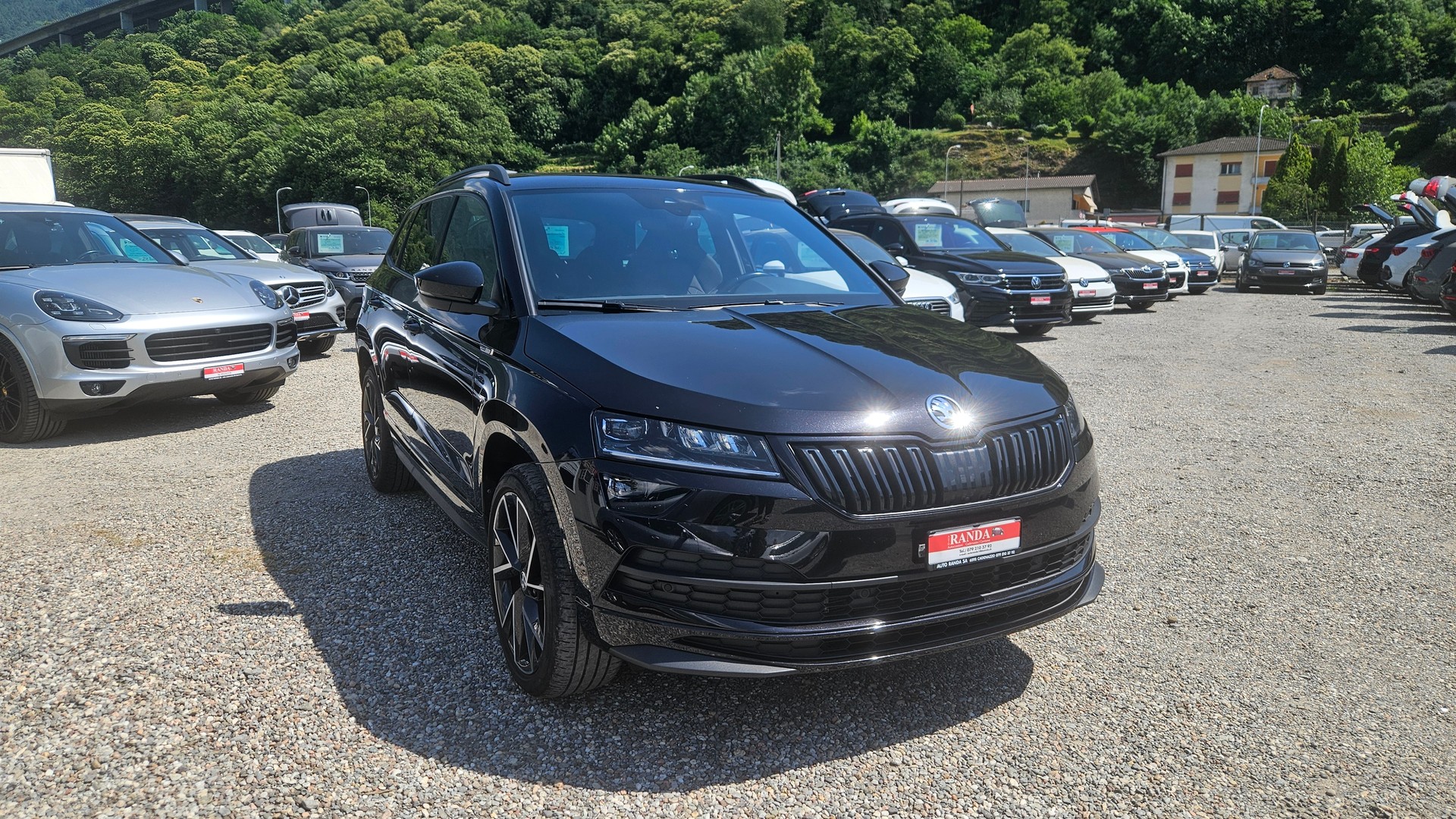 SKODA Karoq 2.0 TSI SportLine 4x4 DSG-image-2