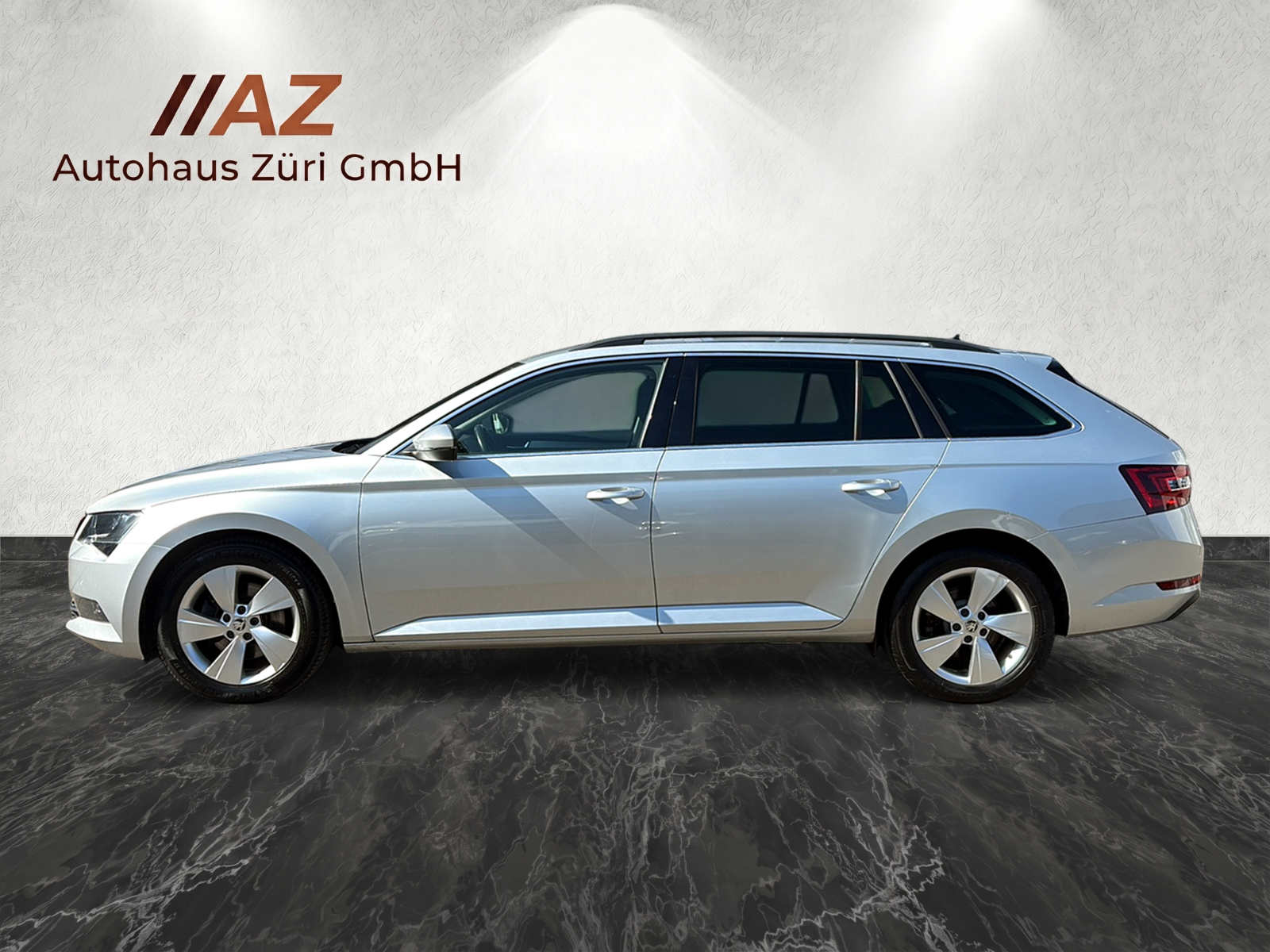 SKODA Superb Combi 2.0 TDi Ambition 4x4 DSG-image-1