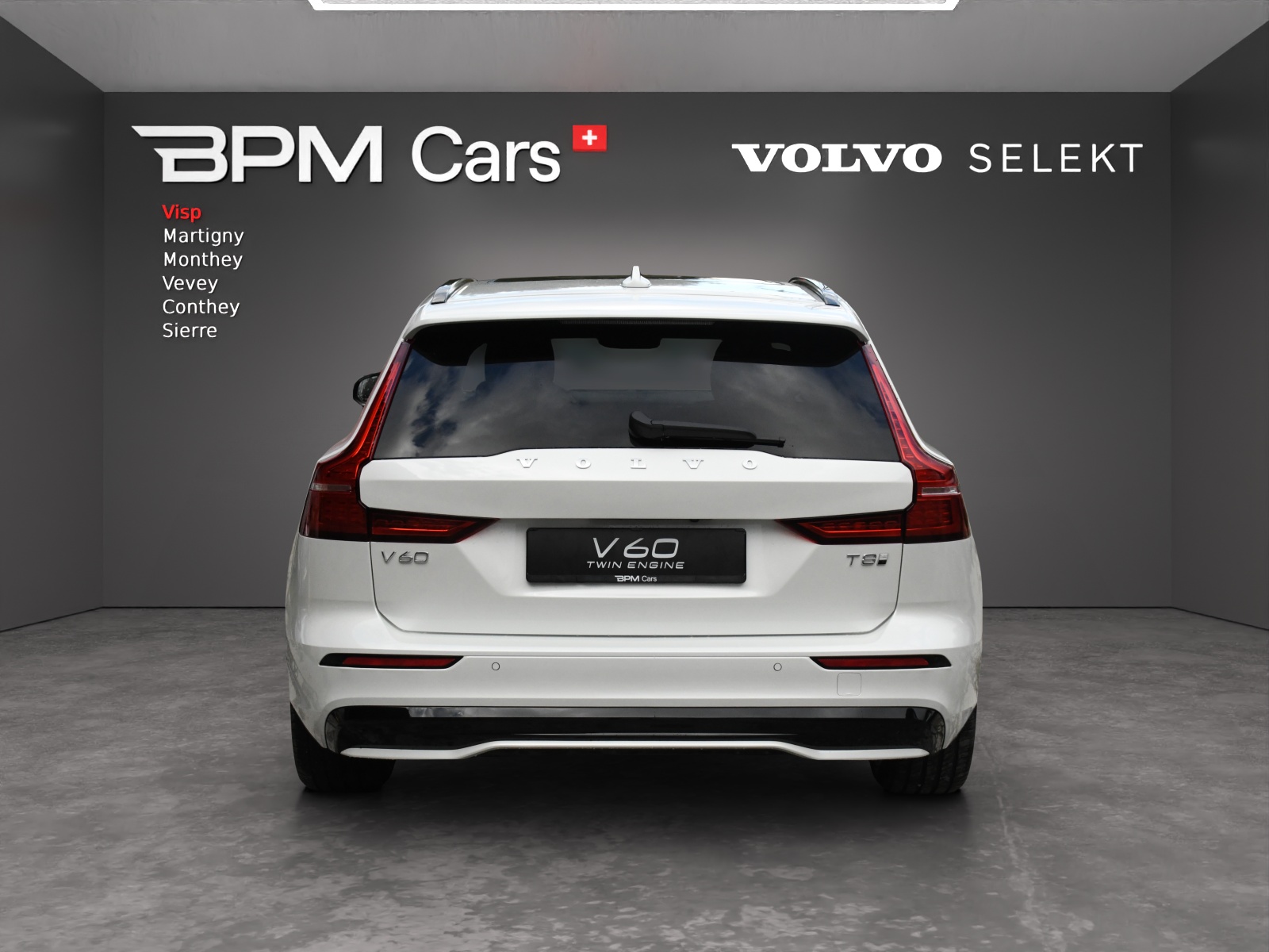 Image VOLVO V60 V60 T8 eAWD Plug in Hybrid Ultra Dark Geartronic