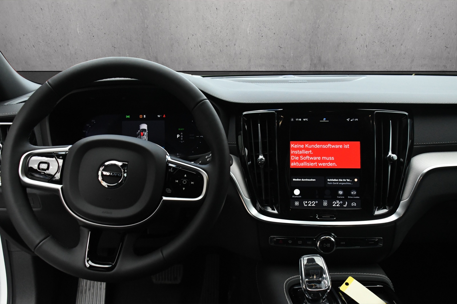 Image VOLVO V60 V60 T8 eAWD Plug in Hybrid Ultra Dark Geartronic