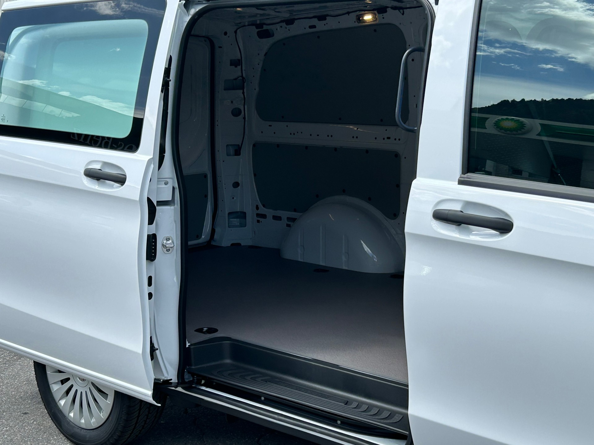 MERCEDES-BENZ Vito 114 CDI KA Lang Worker 4Matic-image-11