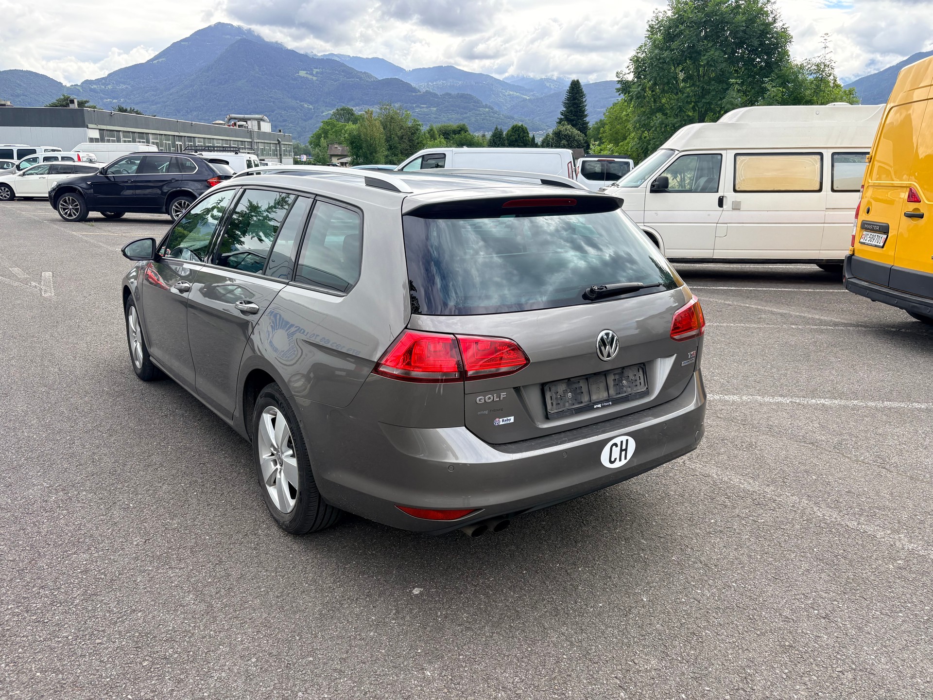 VW Golf Variant 1.4 TSI Cup DSG-image-3