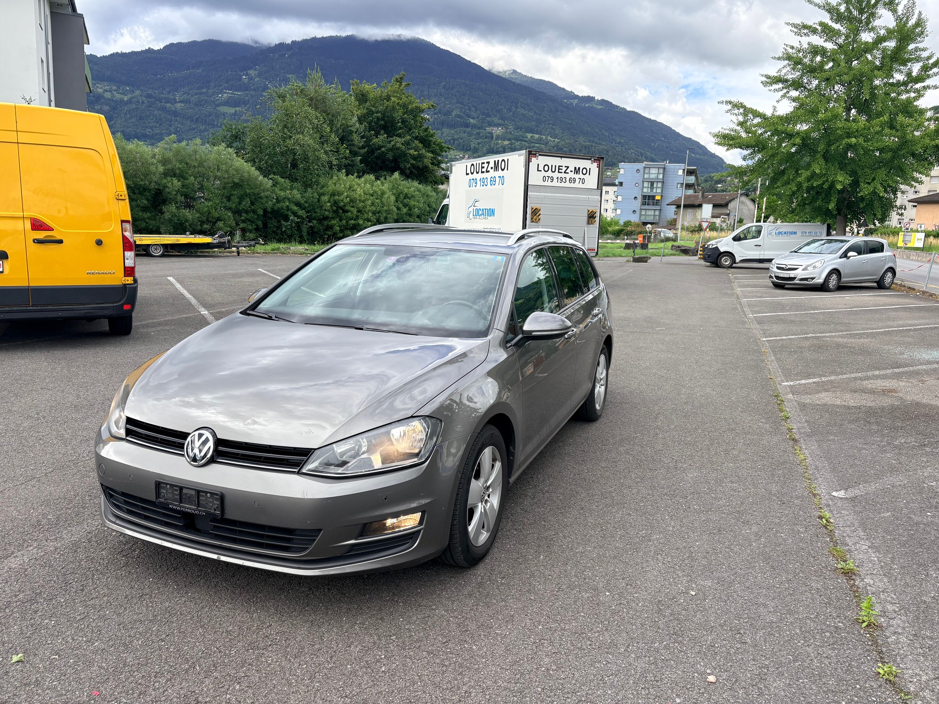 VW Golf Variant 1.4 TSI Cup DSG-image-0