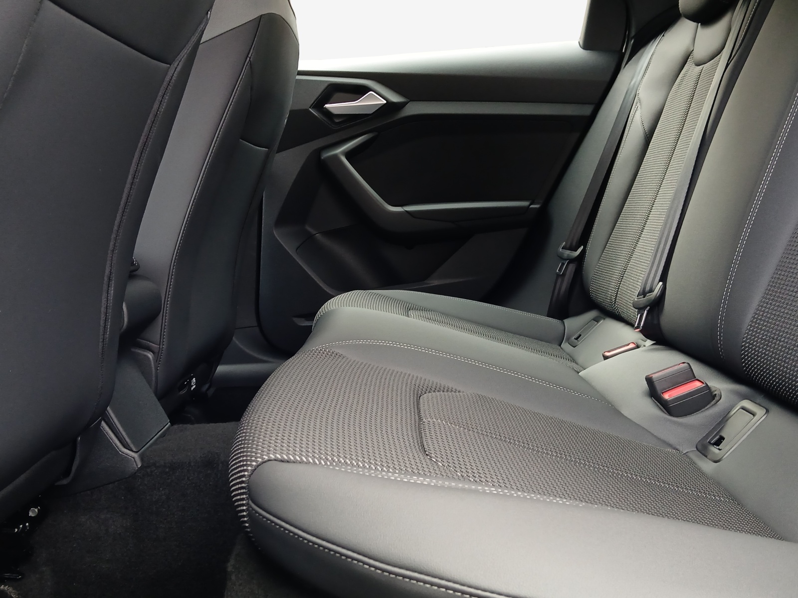 AUDI A1 Sportback 30 TFSI Attraction S-tronic-image-11