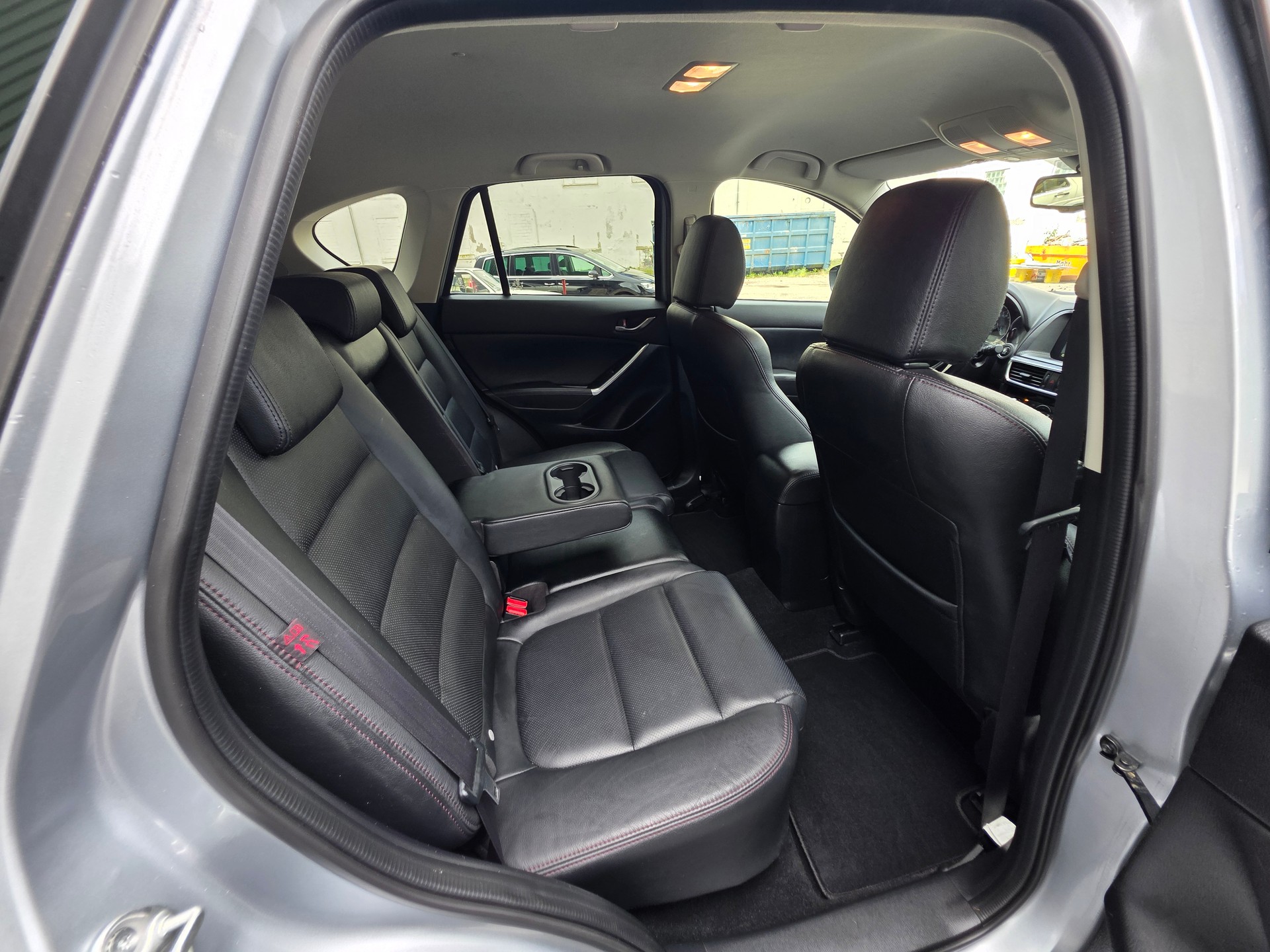 MAZDA CX-5 2.2 D HP Revolution AWD Automatic-image-22