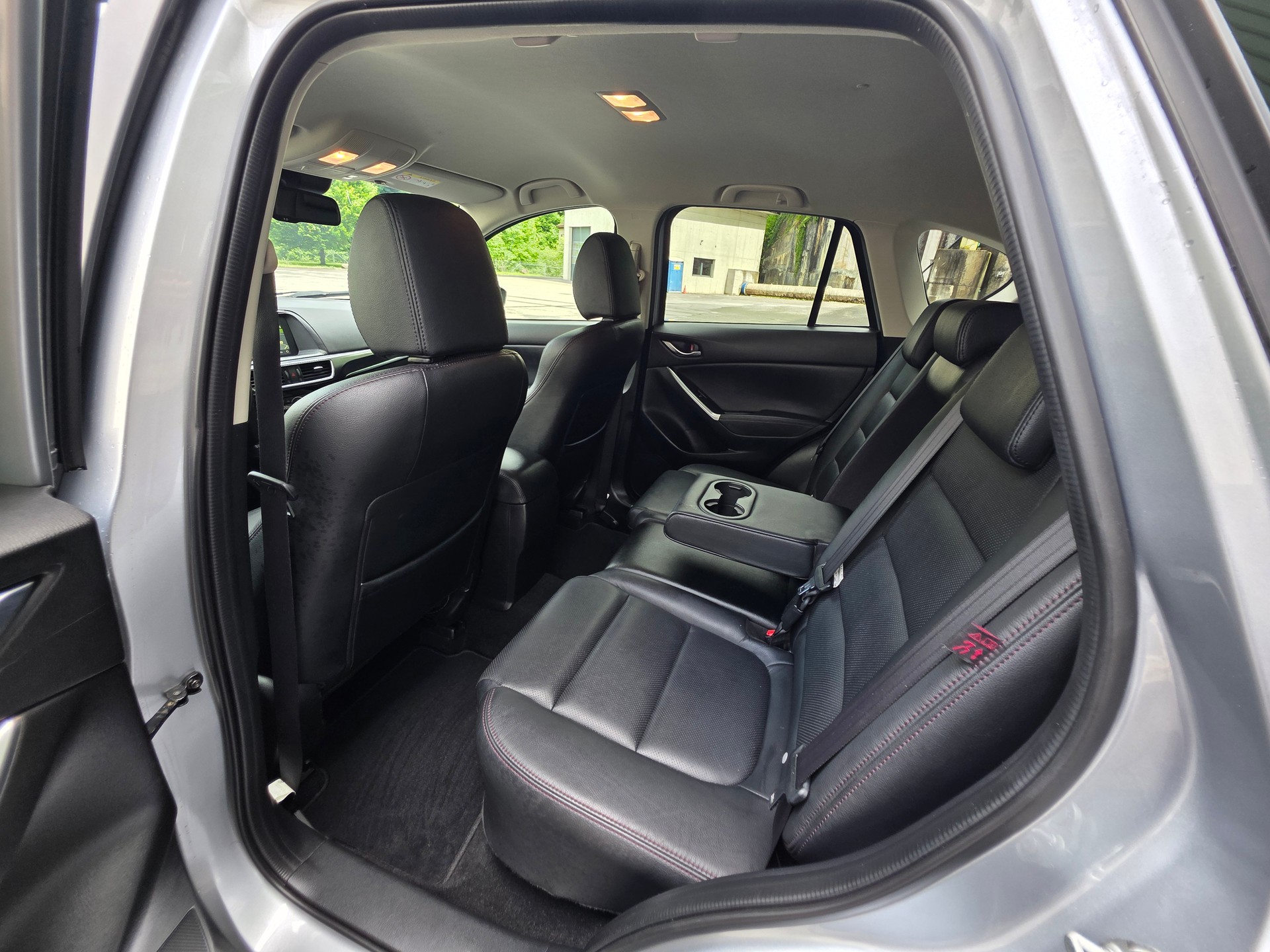MAZDA CX-5 2.2 D HP Revolution AWD Automatic-image-21