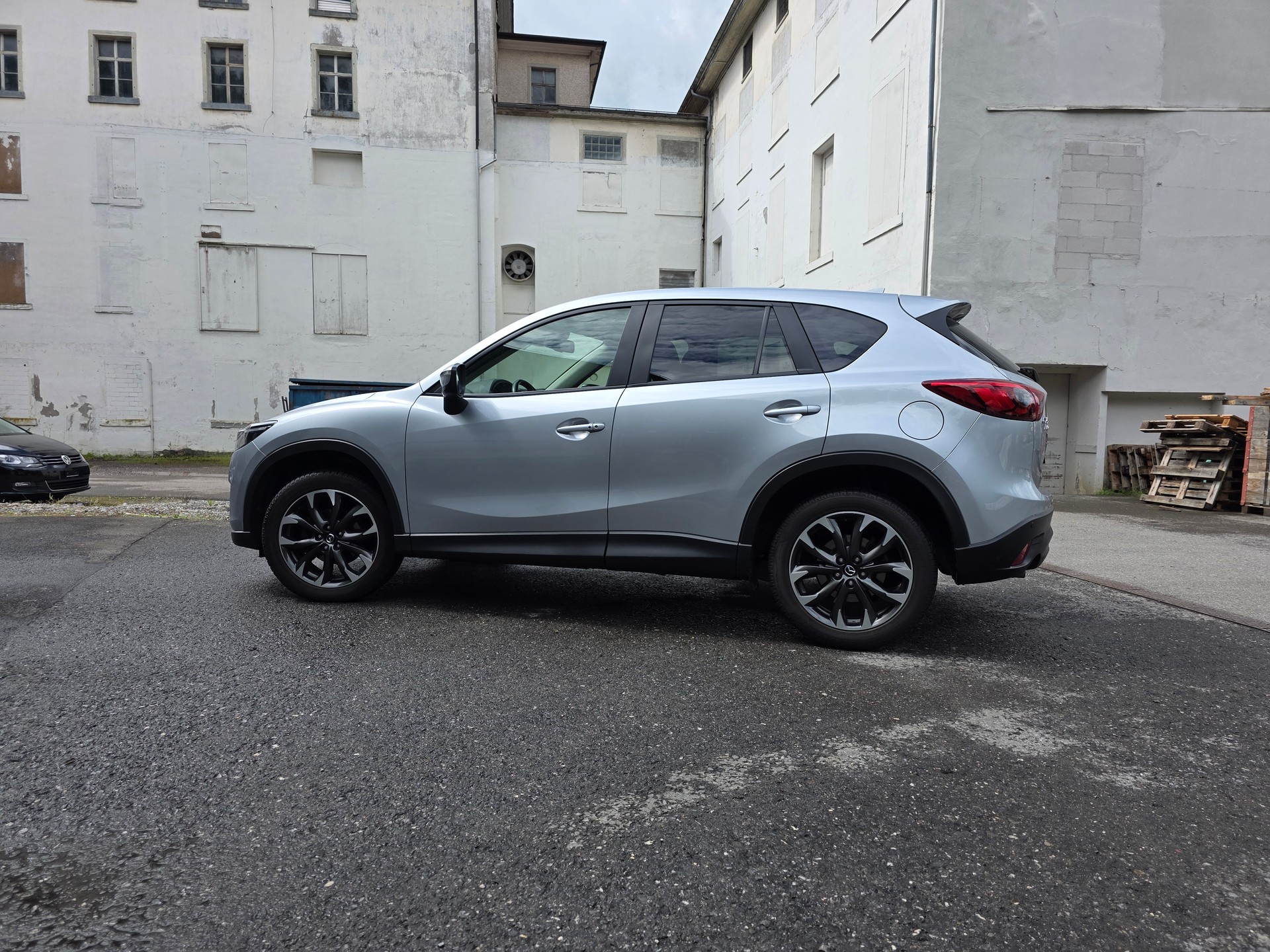 MAZDA CX-5 2.2 D HP Revolution AWD Automatic-image-12