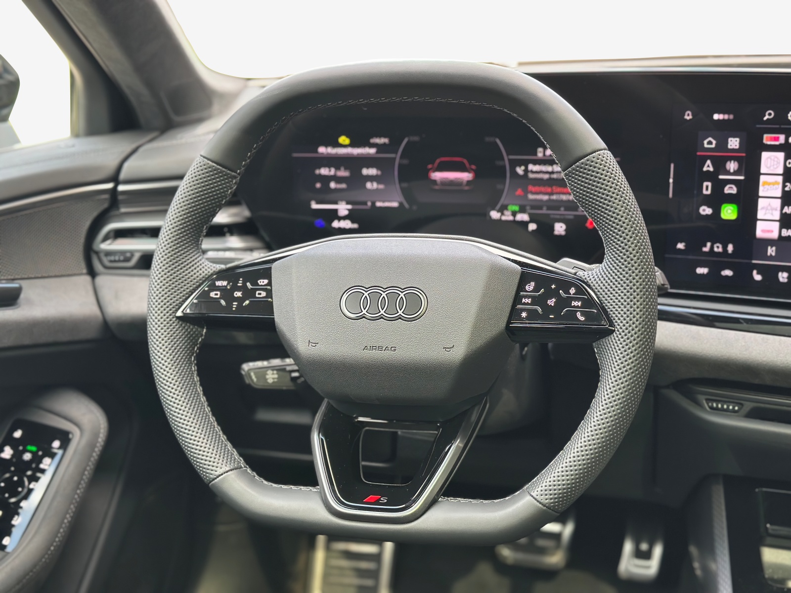 AUDI A6 Avant TFSI quattro 270 kW S tronic-image-9