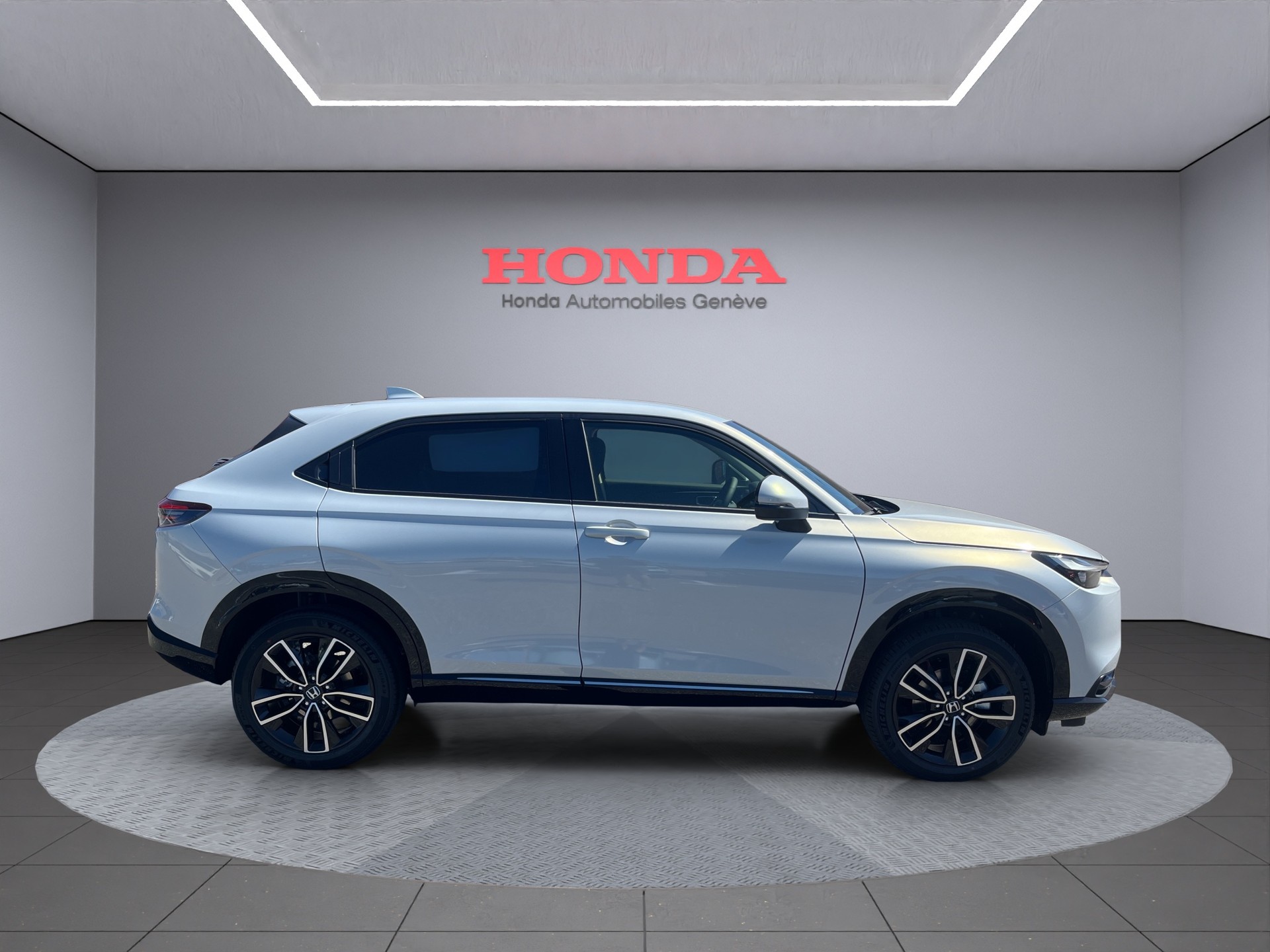 HONDA HR-V 1.5 i-MMD Advance-image-0
